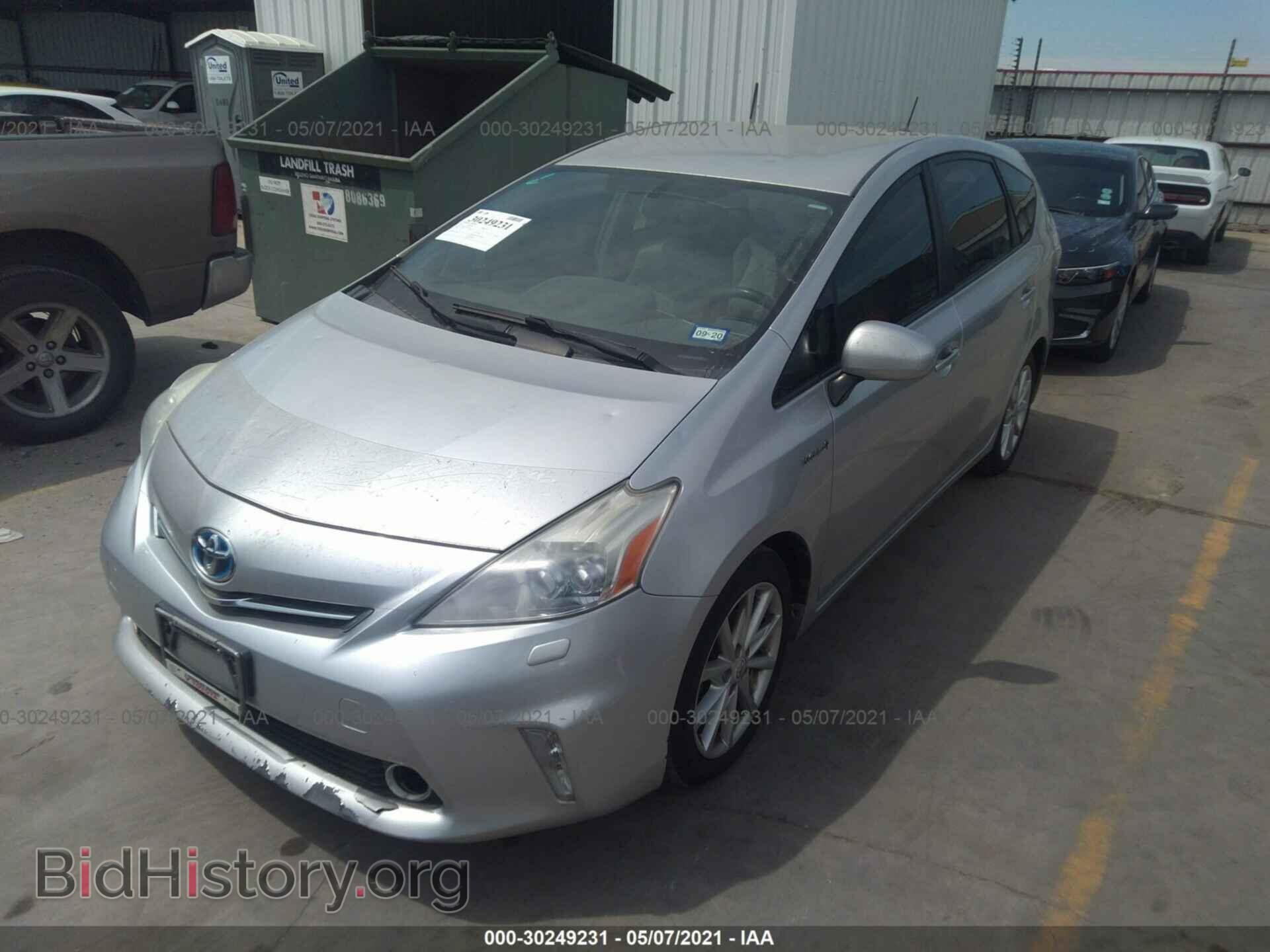 2012 TOYOTA PRIUS V - VIN: JTDZN3EU2C3116616 - Фото 2