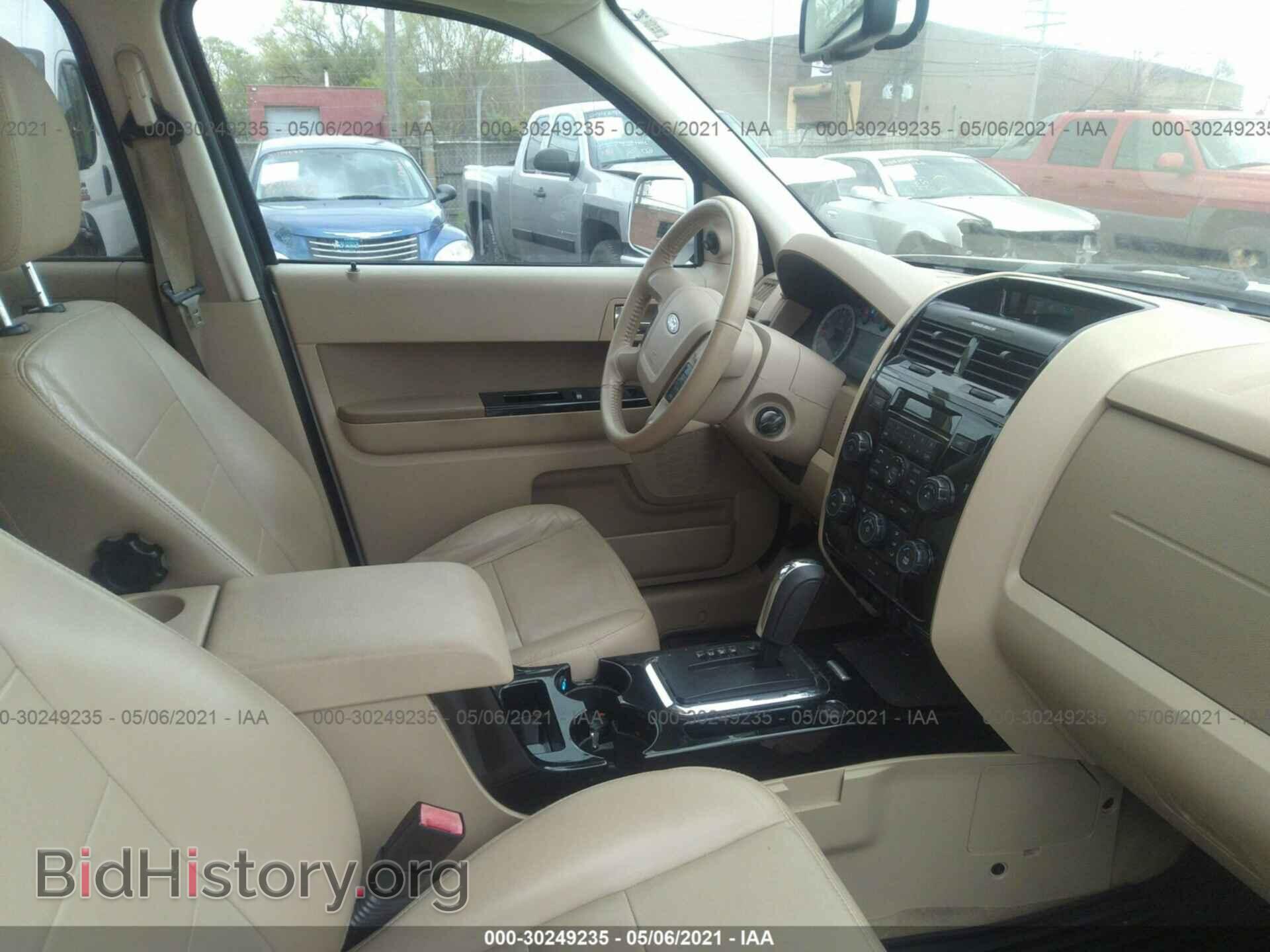2011 FORD ESCAPE - VIN: 1FMCU9E70BKB54562 - Photo 5