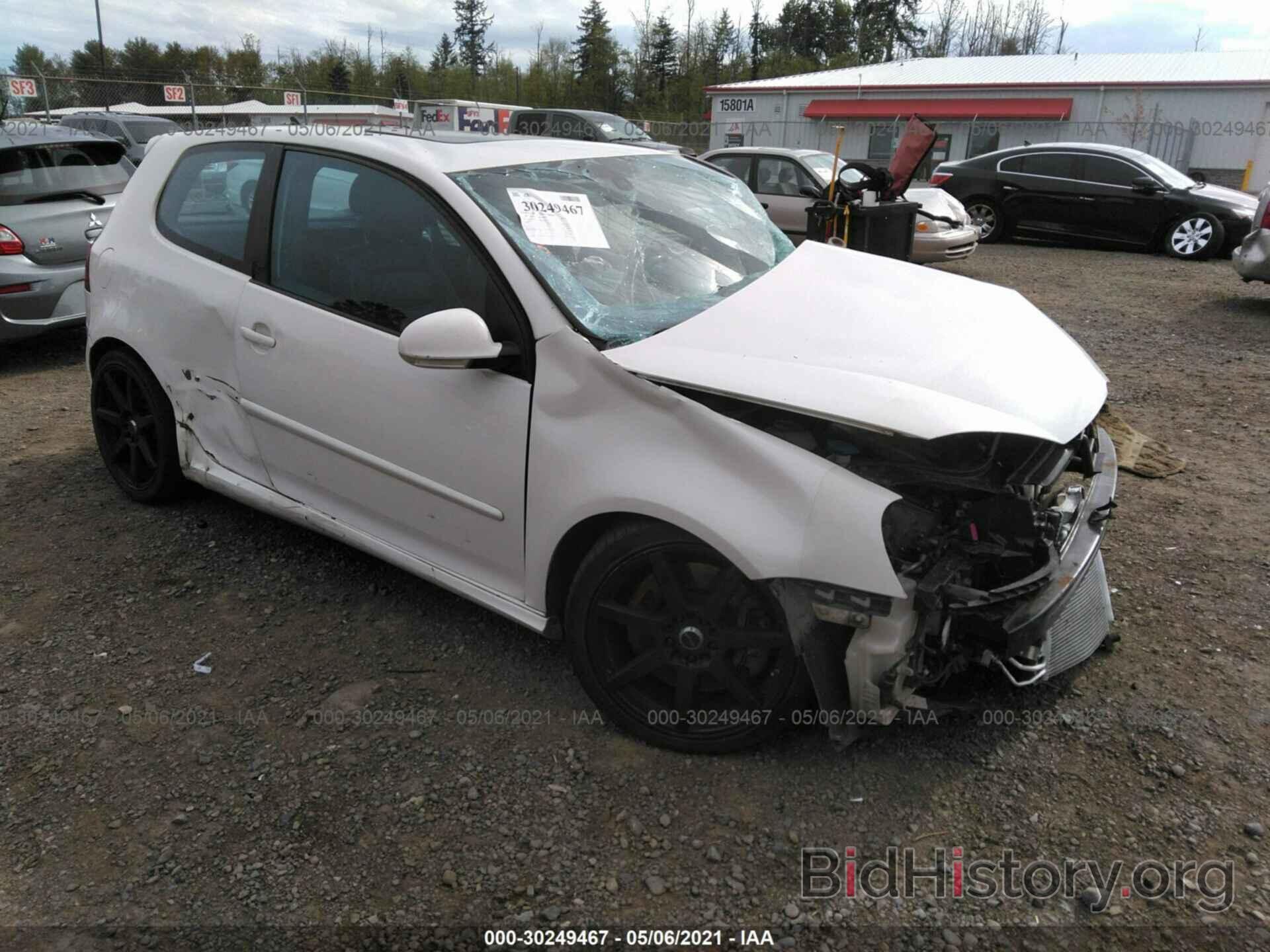 Photo WVWKC71K78W212895 - VOLKSWAGEN R32 2008