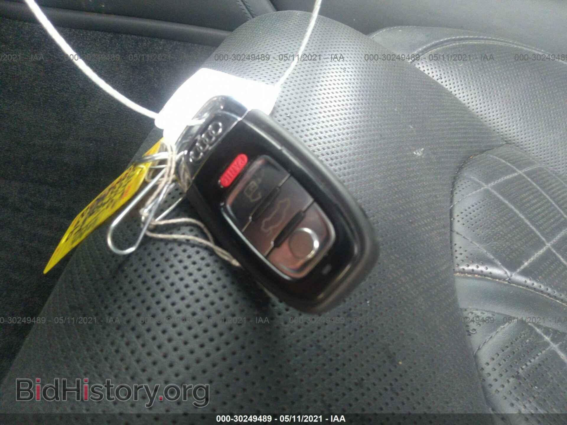 2013 AUDI S8 - VIN: WAUD2AFD3DN026304 - Фото 11