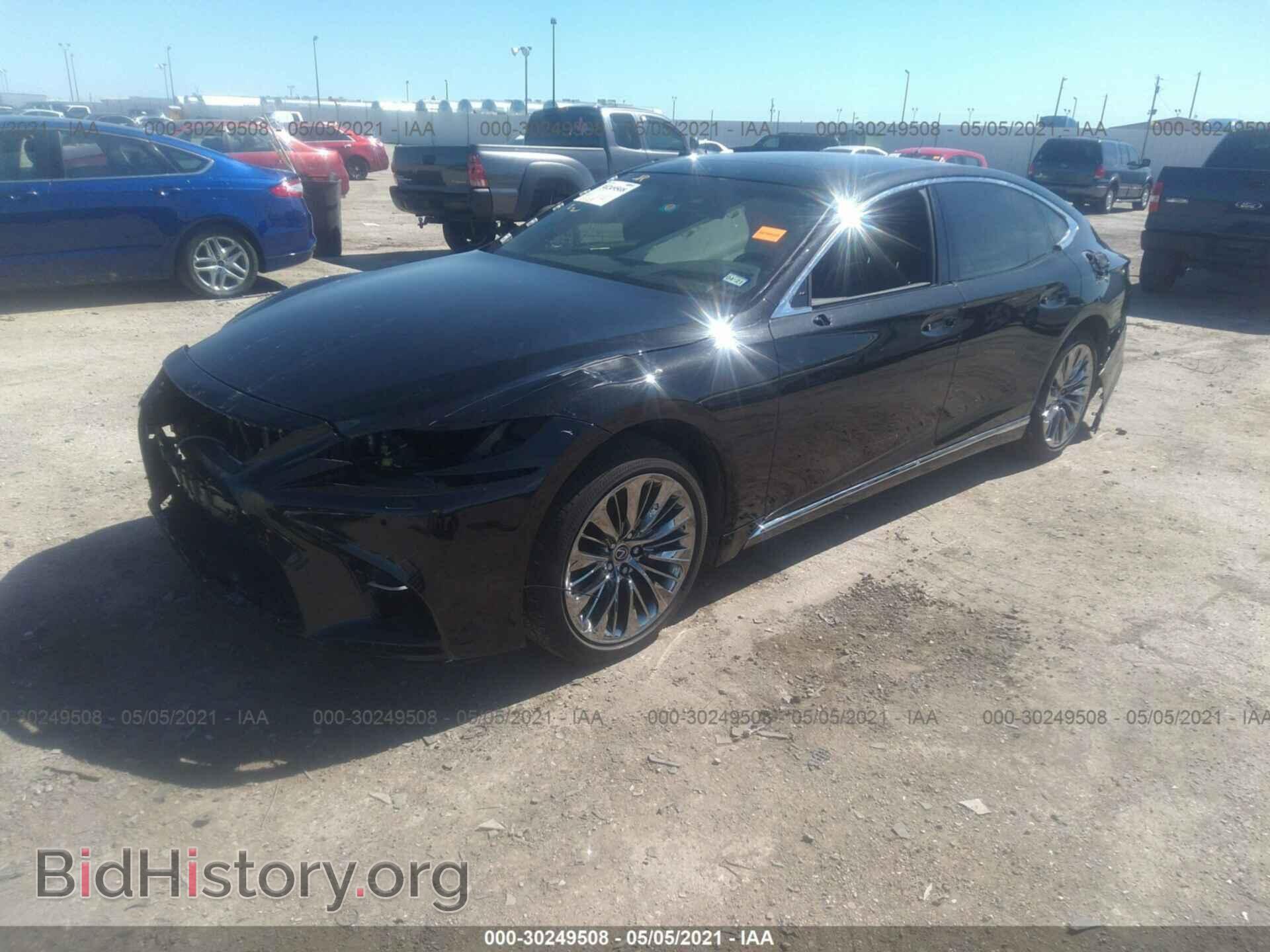 2018 LEXUS LS - VIN: JTHB5LFF7J5002810 - Photo 2