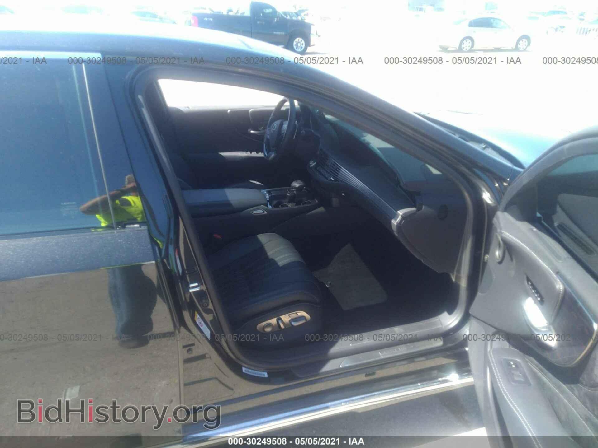 2018 LEXUS LS - VIN: JTHB5LFF7J5002810 - Photo 5