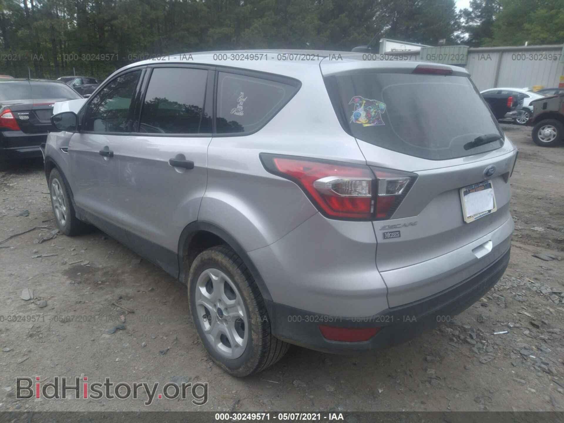 2017 FORD ESCAPE - VIN: 1FMCU0F75HUB20432 - Фото 3