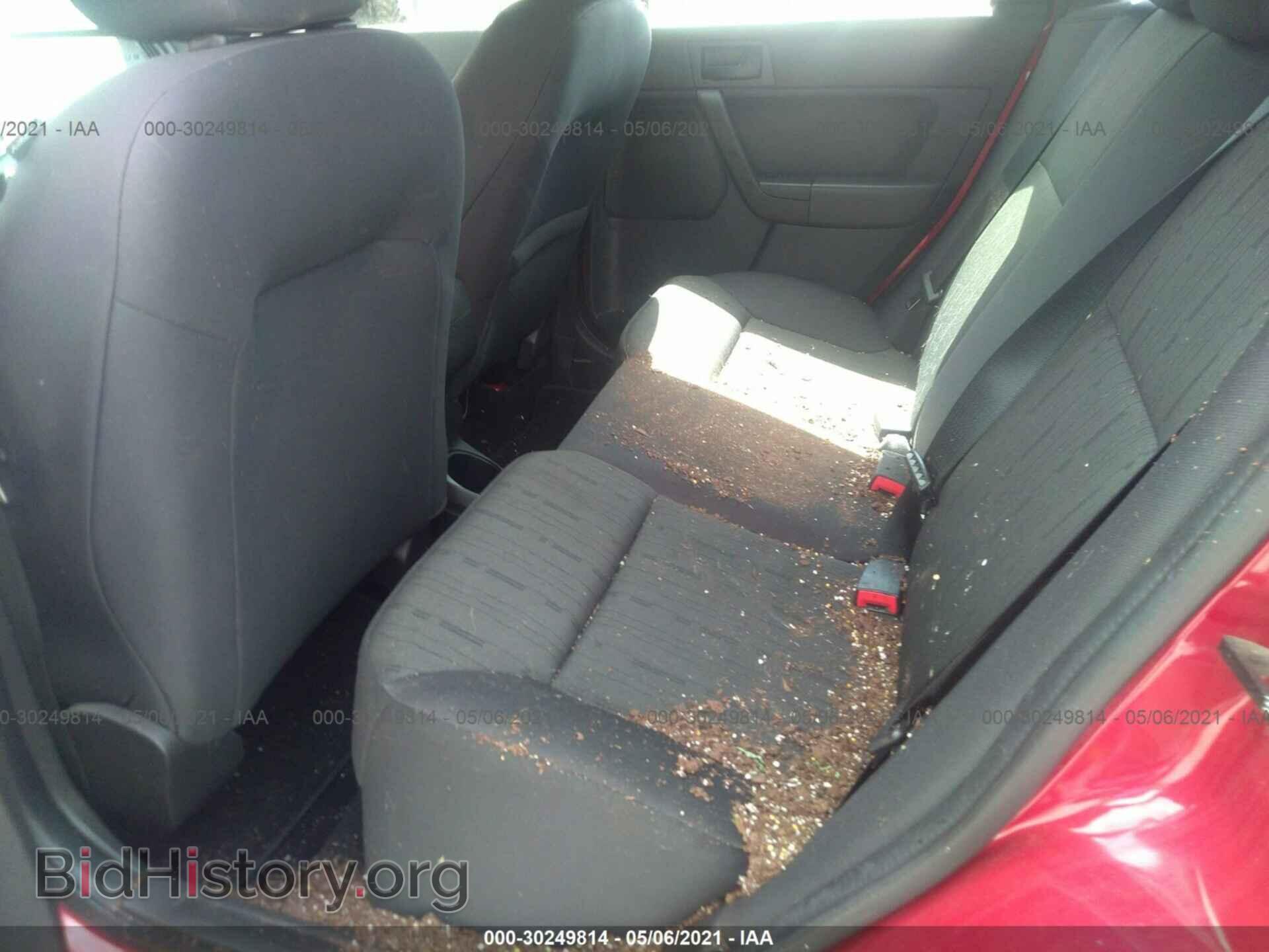 2011 FORD FOCUS - VIN: 1FAHP3FNXBW183237 - Photo 8