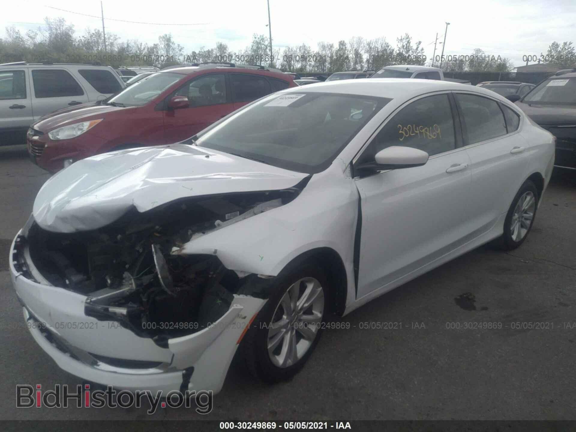 2016 CHRYSLER 200 - VIN: 1C3CCCAB5GN164982 - Фото 2