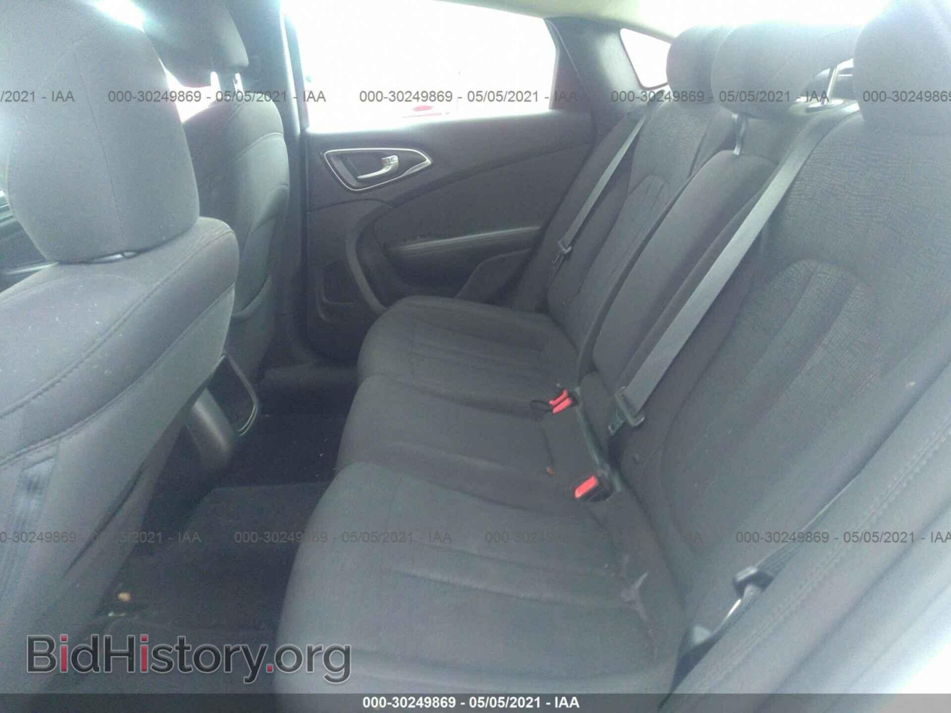 2016 CHRYSLER 200 - VIN: 1C3CCCAB5GN164982 - Фото 8