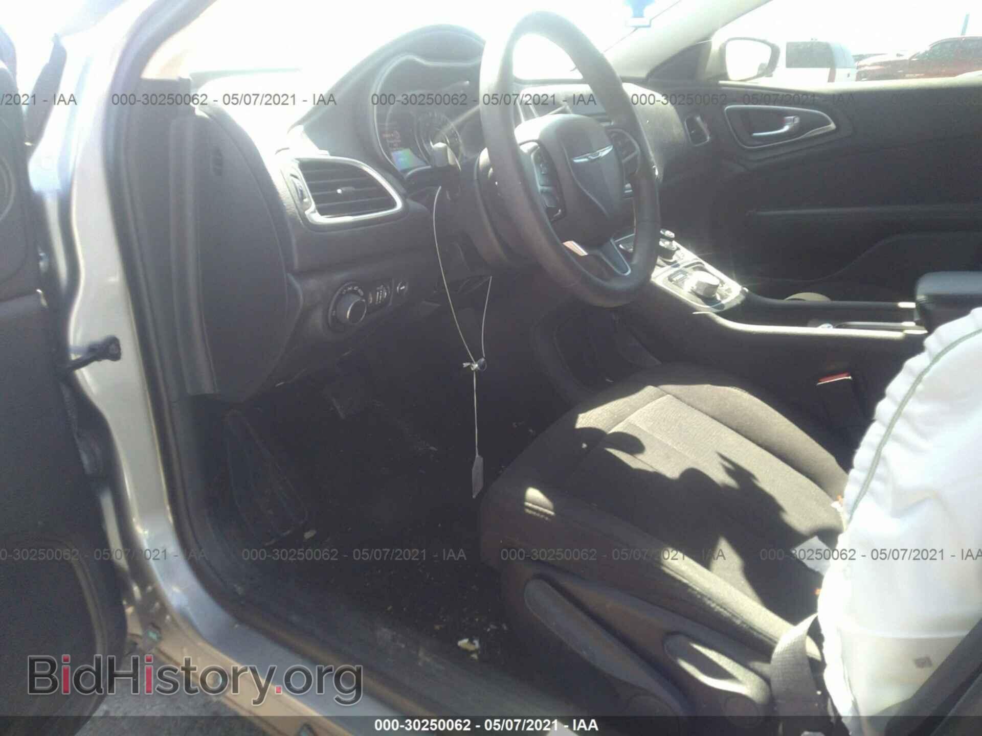 2015 CHRYSLER 200 - VIN: 1C3CCCAB2FN702746 - Фото 5