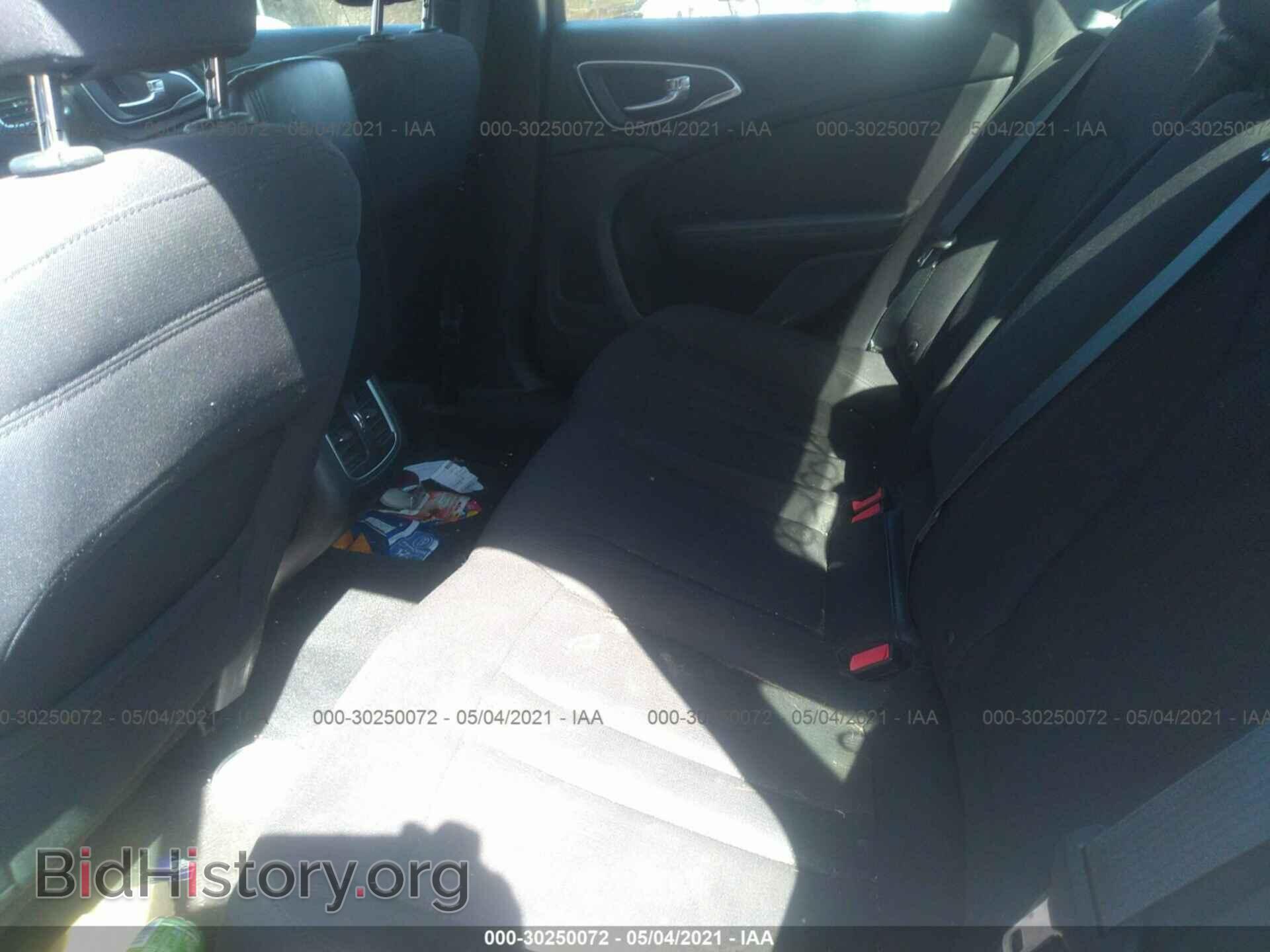 2015 CHRYSLER 200 - VIN: 1C3CCCAB8FN589028 - Фото 8