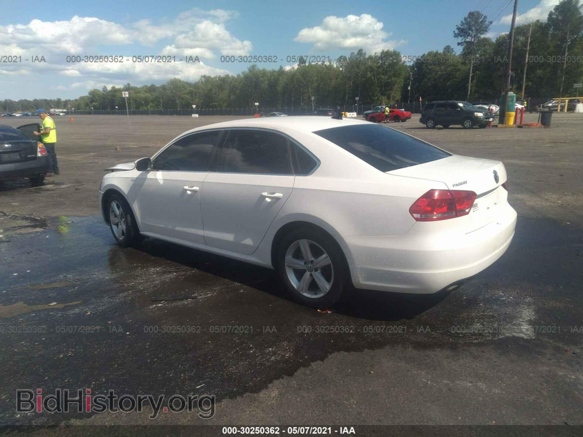 2014 VOLKSWAGEN PASSAT - VIN: 1VWAT7A34EC028447 - Фото 3