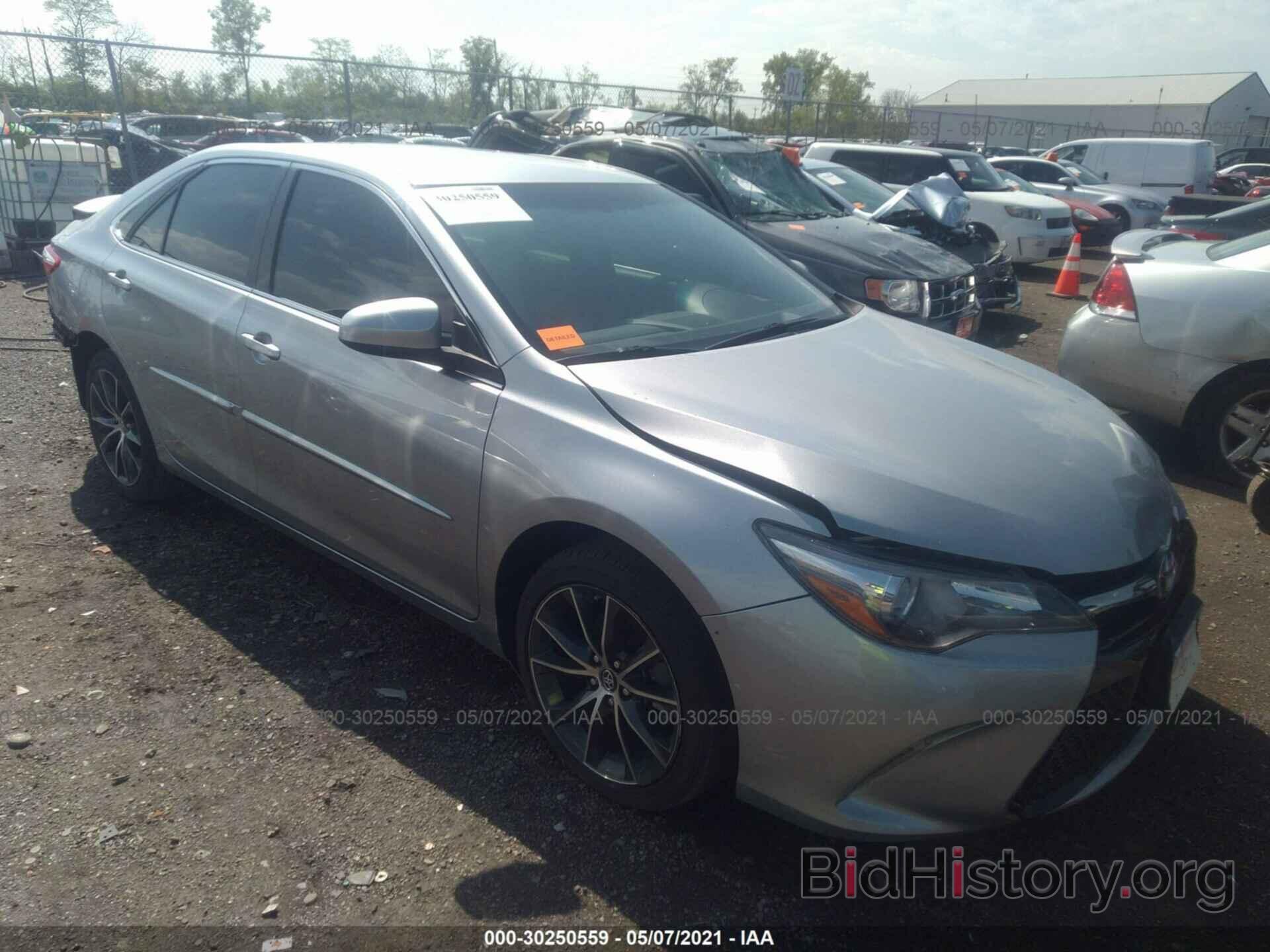 Photo 4T1BF1FK2HU368315 - TOYOTA CAMRY 2017