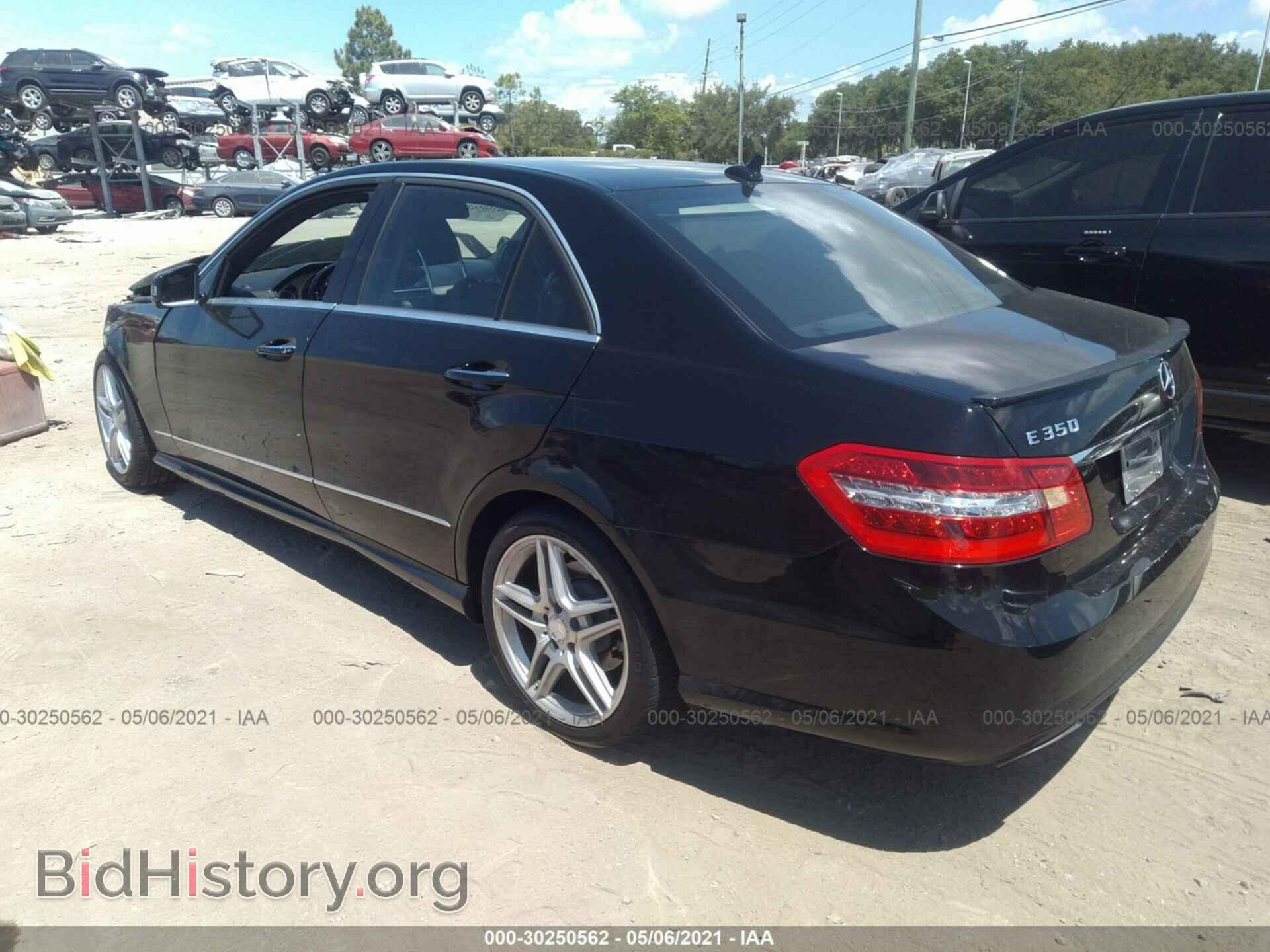 2013 MERCEDES-BENZ E-CLASS - VIN: WDDHF5KB3DA668393 - Фото 3