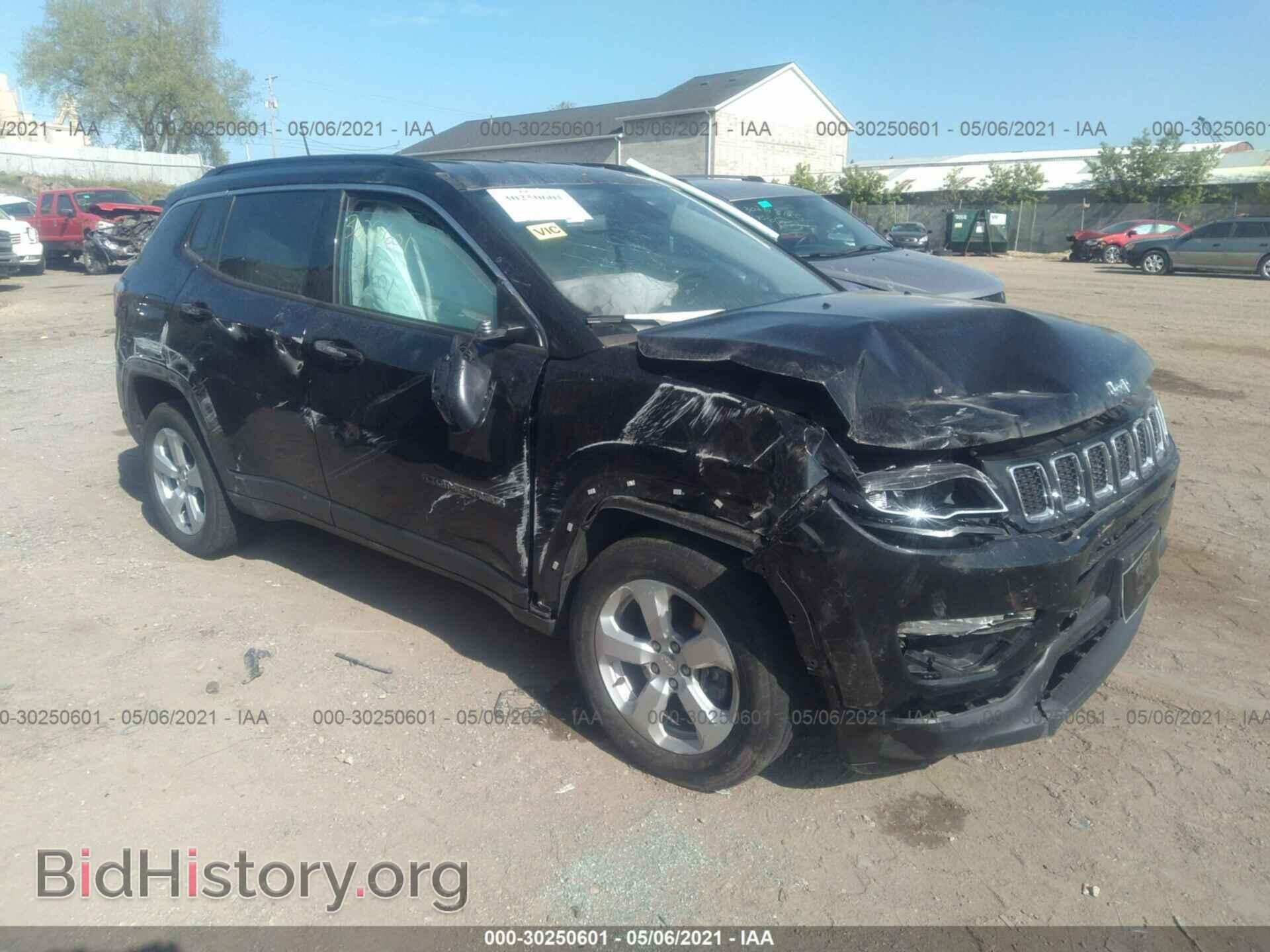Photo 3C4NJDBB8LT137655 - JEEP COMPASS 2020