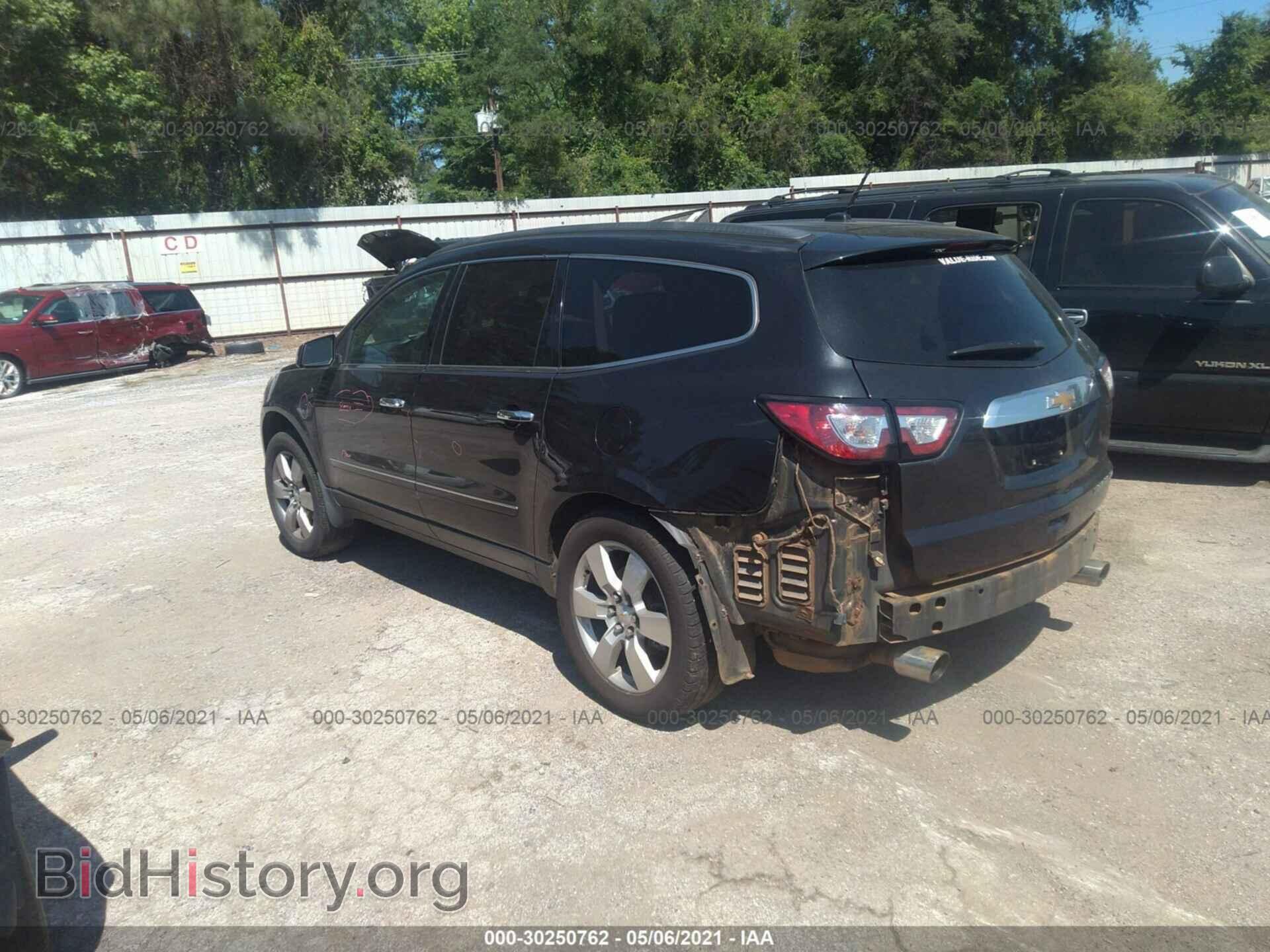 2014 CHEVROLET TRAVERSE - VIN: 1GNKRJKD7EJ208437 - Фото 3
