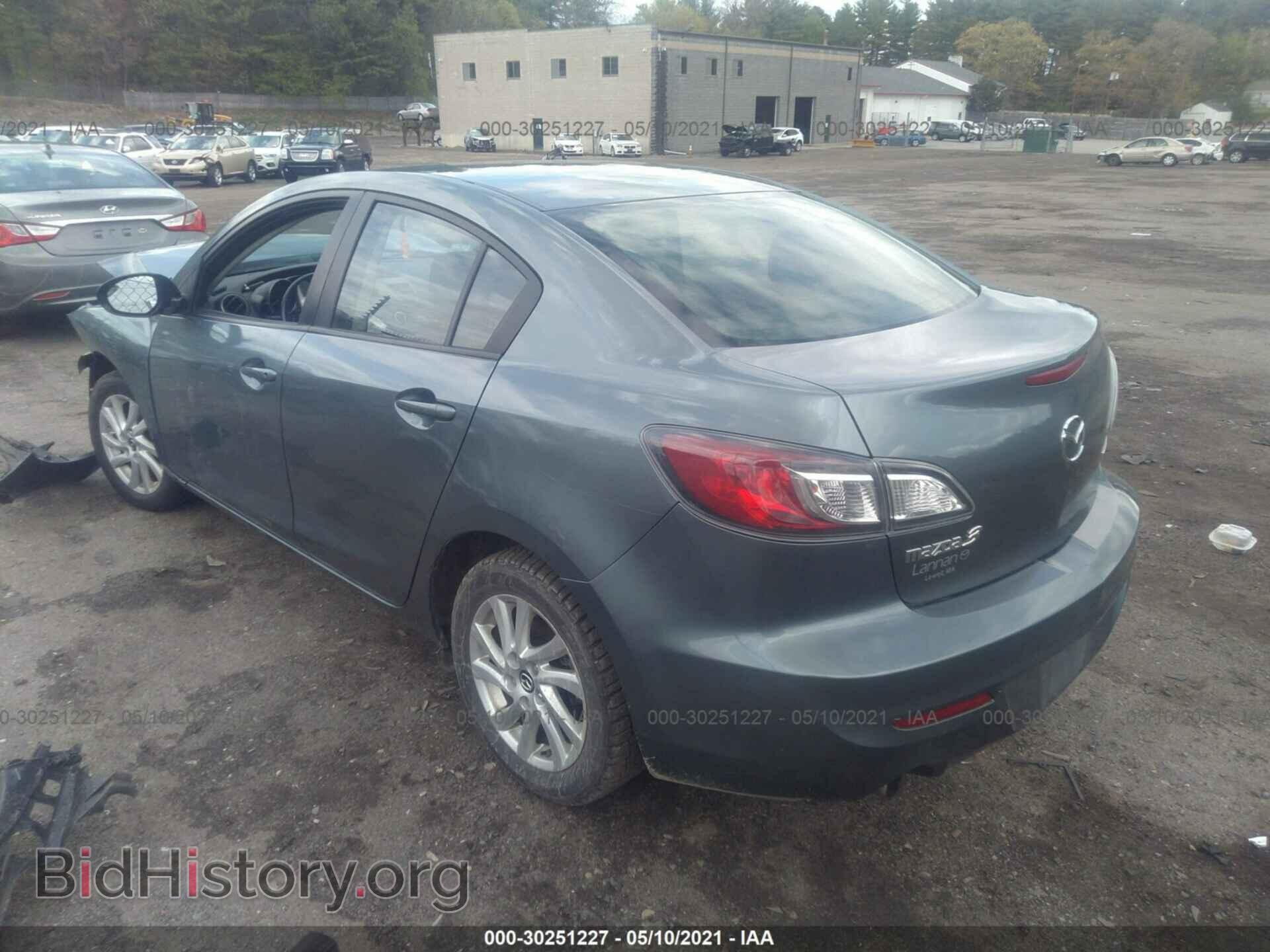 2013 MAZDA MAZDA3 - VIN: JM1BL1VP9D1739833 - Фото 3