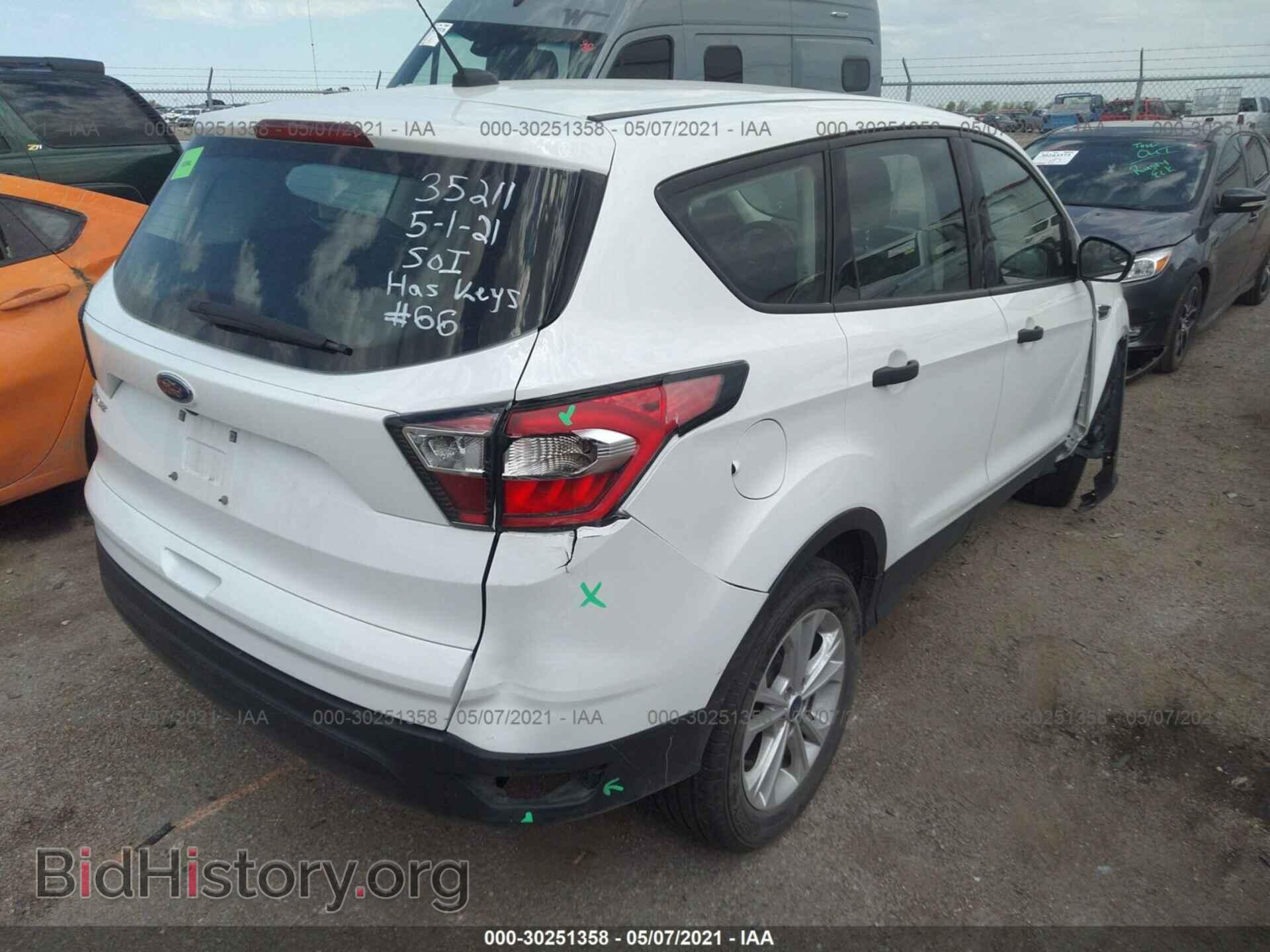 2017 FORD ESCAPE - VIN: 1FMCU0F78HUE16657 - Фото 4