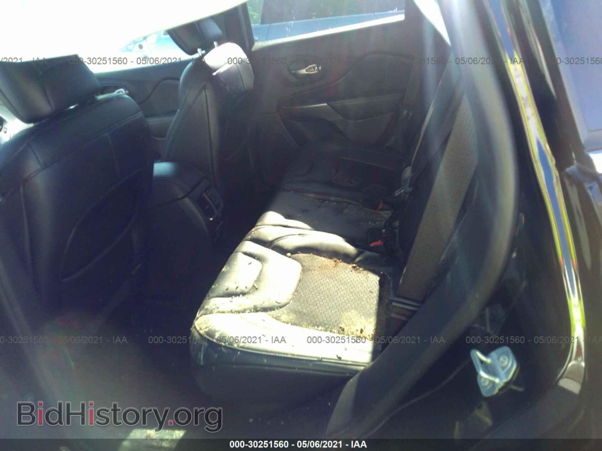 2020 JEEP CHEROKEE - VIN: 1C4PJLLB1LD592578 - Фото 8