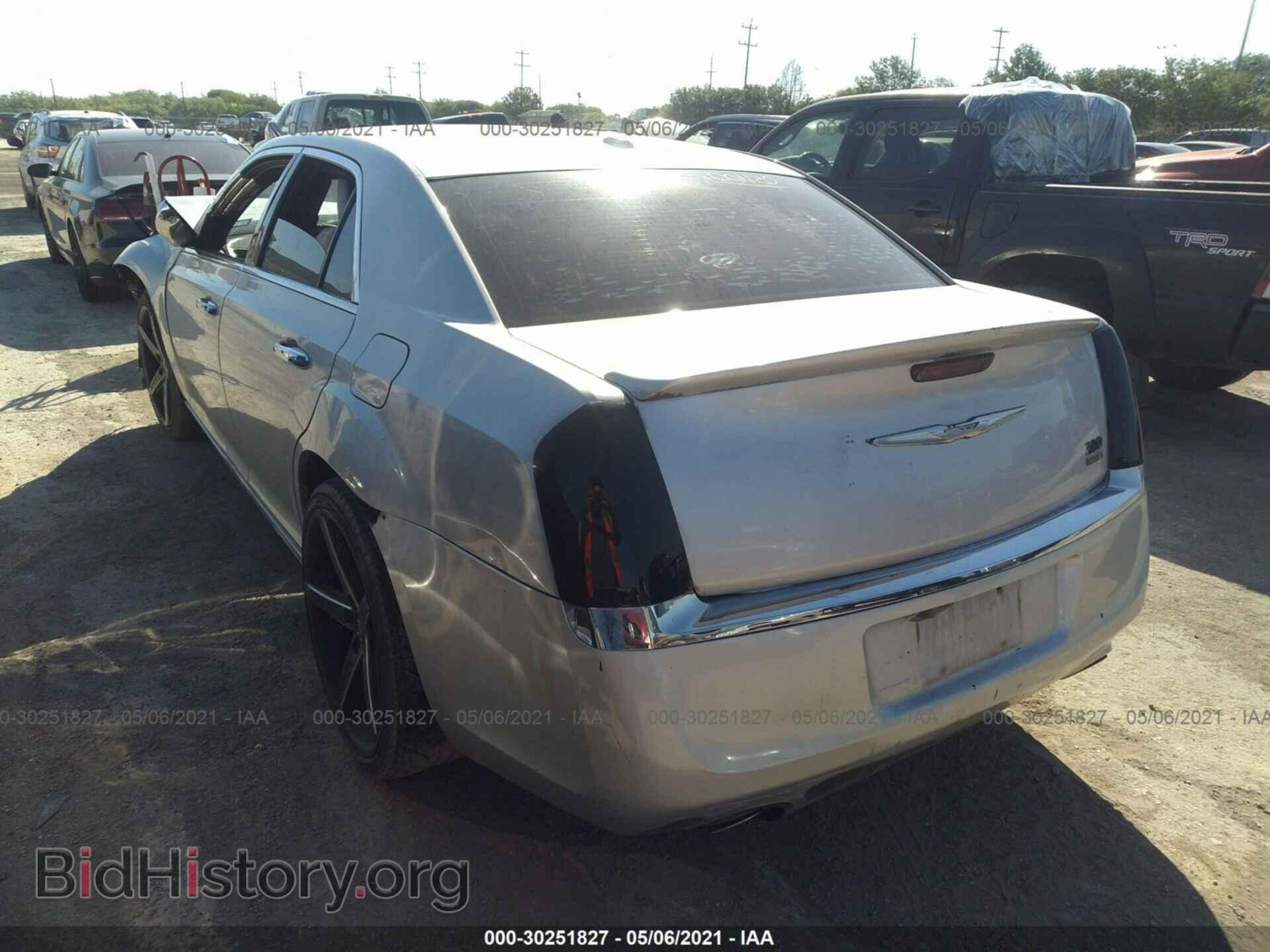 2012 CHRYSLER 300 - VIN: 2C3CCACG5CH200511 - Photo 3
