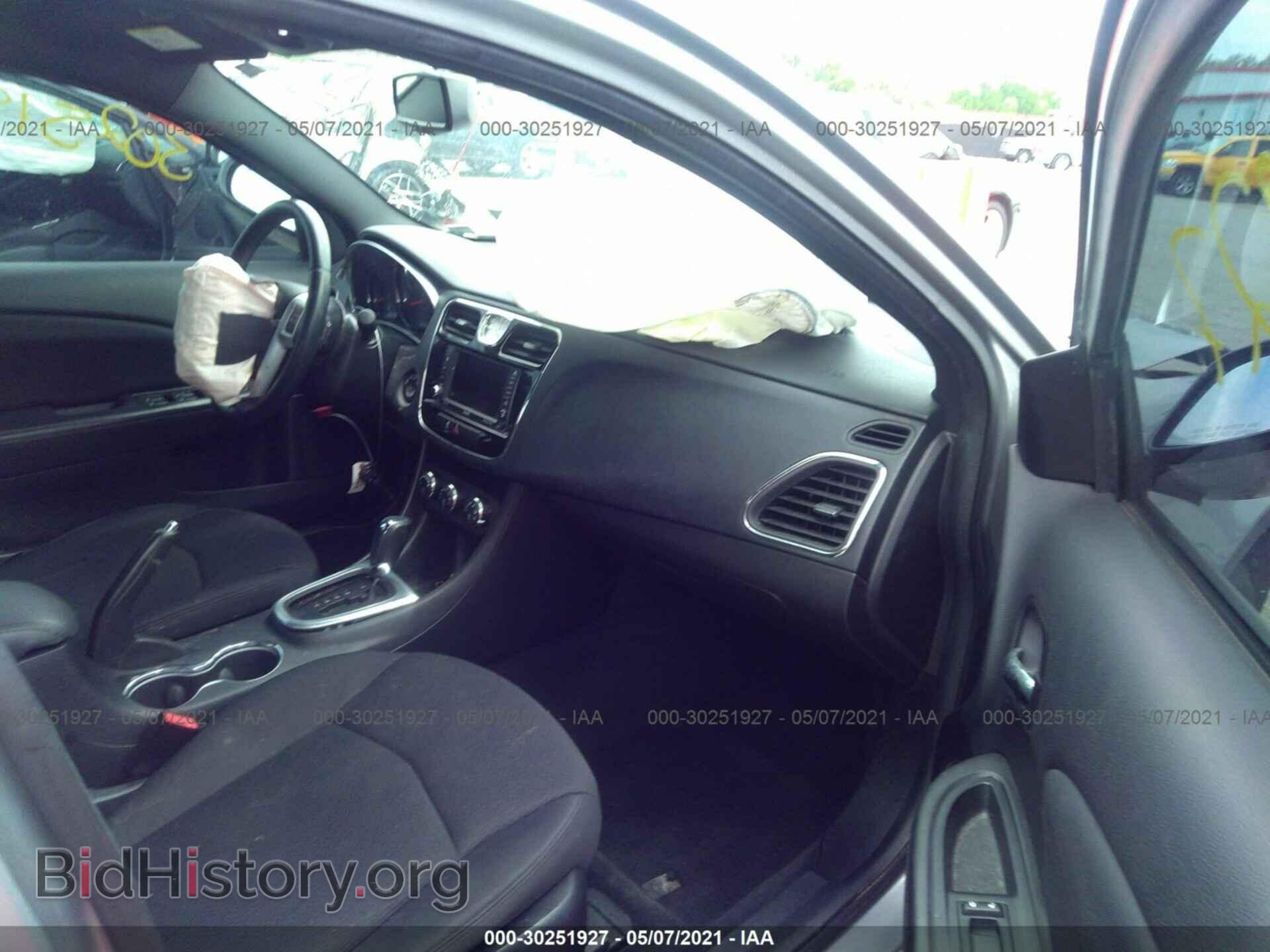 2013 CHRYSLER 200 - VIN: 1C3CCBBB1DN612493 - Фото 5