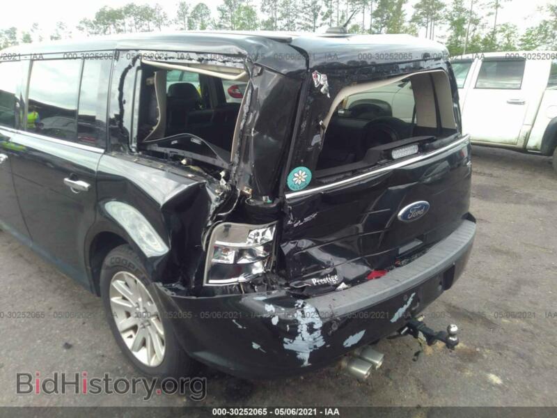 2011 Ford FLEX (VIN 2FMGK5CC7BBD02085) — photo 6 of 11