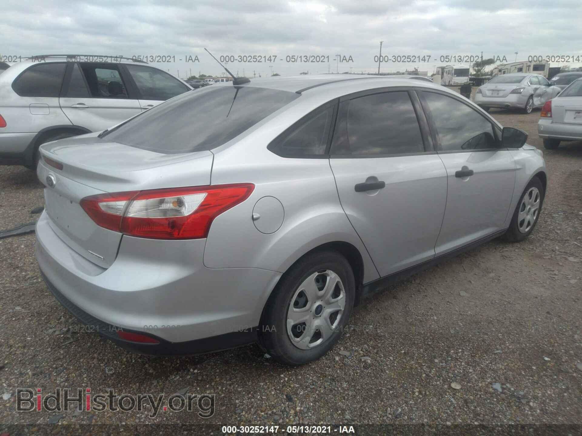 2014 FORD FOCUS - VIN: 1FADP3E25EL372518 - Photo 4