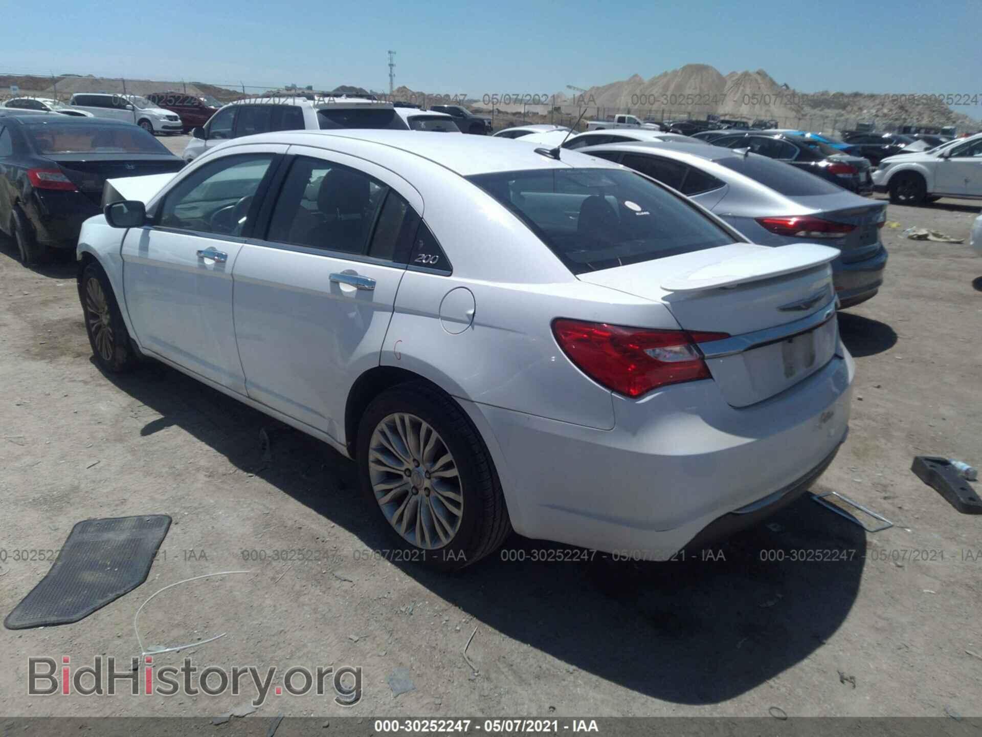 2013 CHRYSLER 200 - VIN: 1C3CCBCG2DN506712 - Photo 3