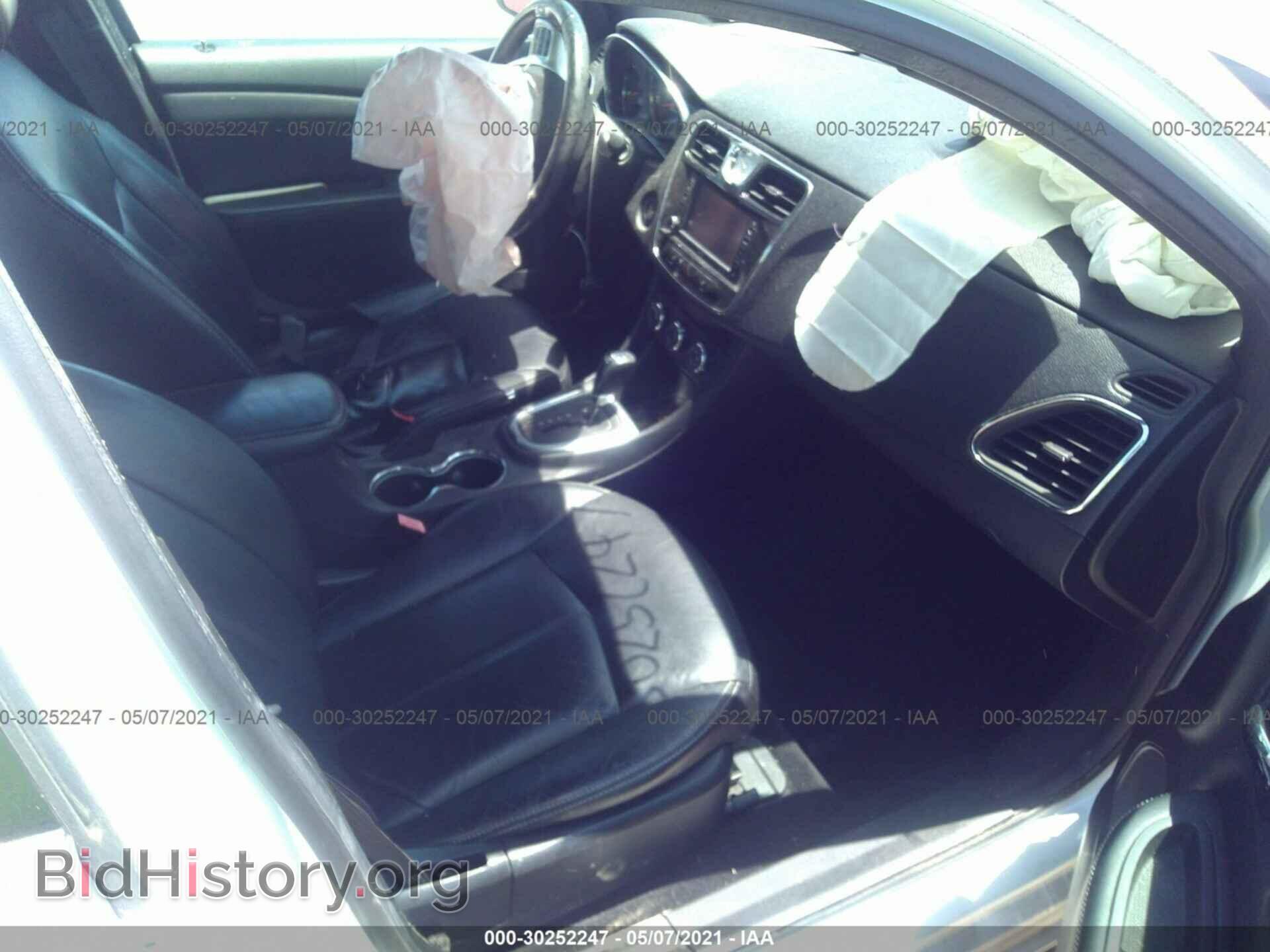 2013 CHRYSLER 200 - VIN: 1C3CCBCG2DN506712 - Photo 5