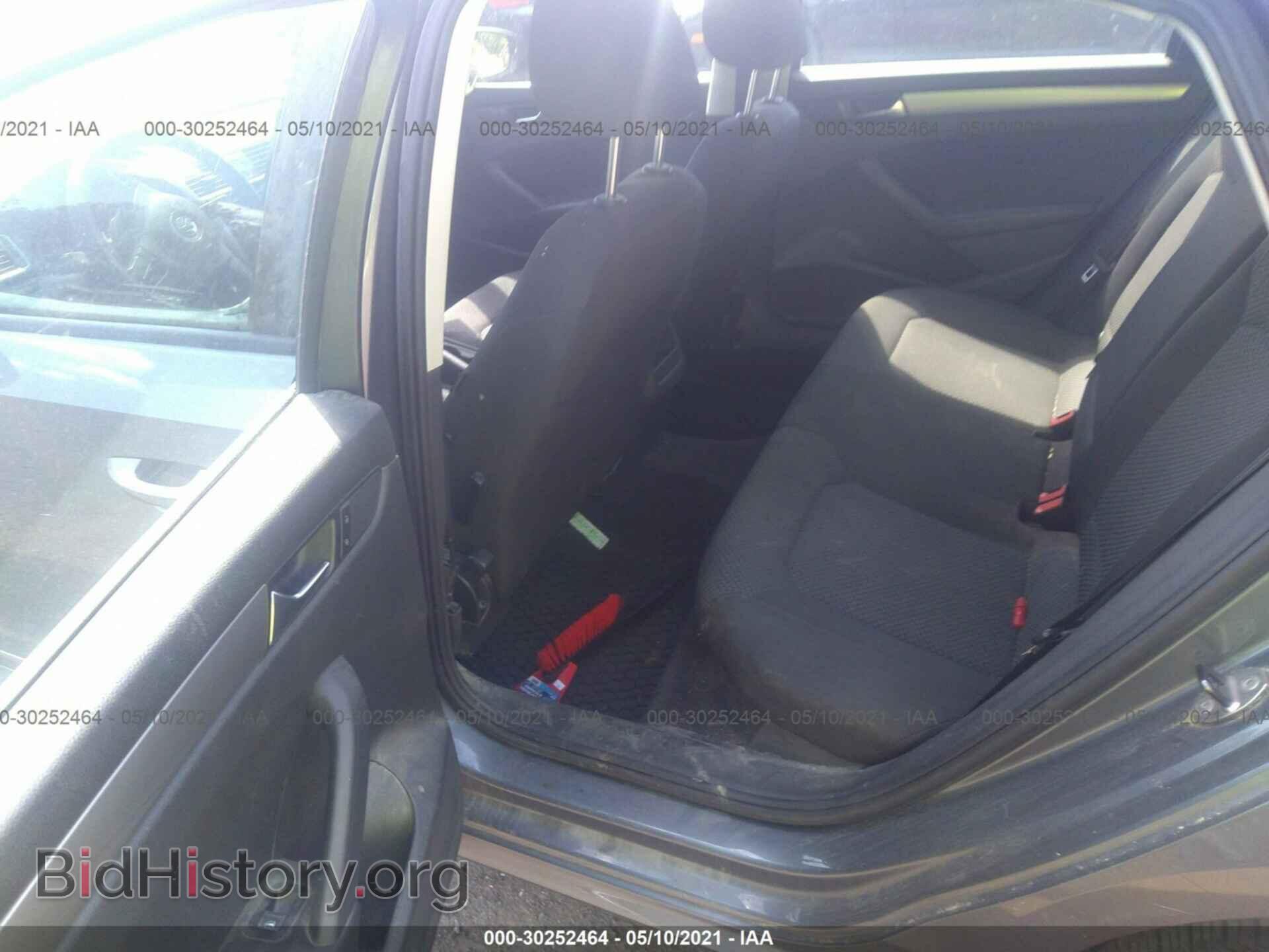 2012 VOLKSWAGEN PASSAT - VIN: 1VWAH7A32CC022354 - Фото 8