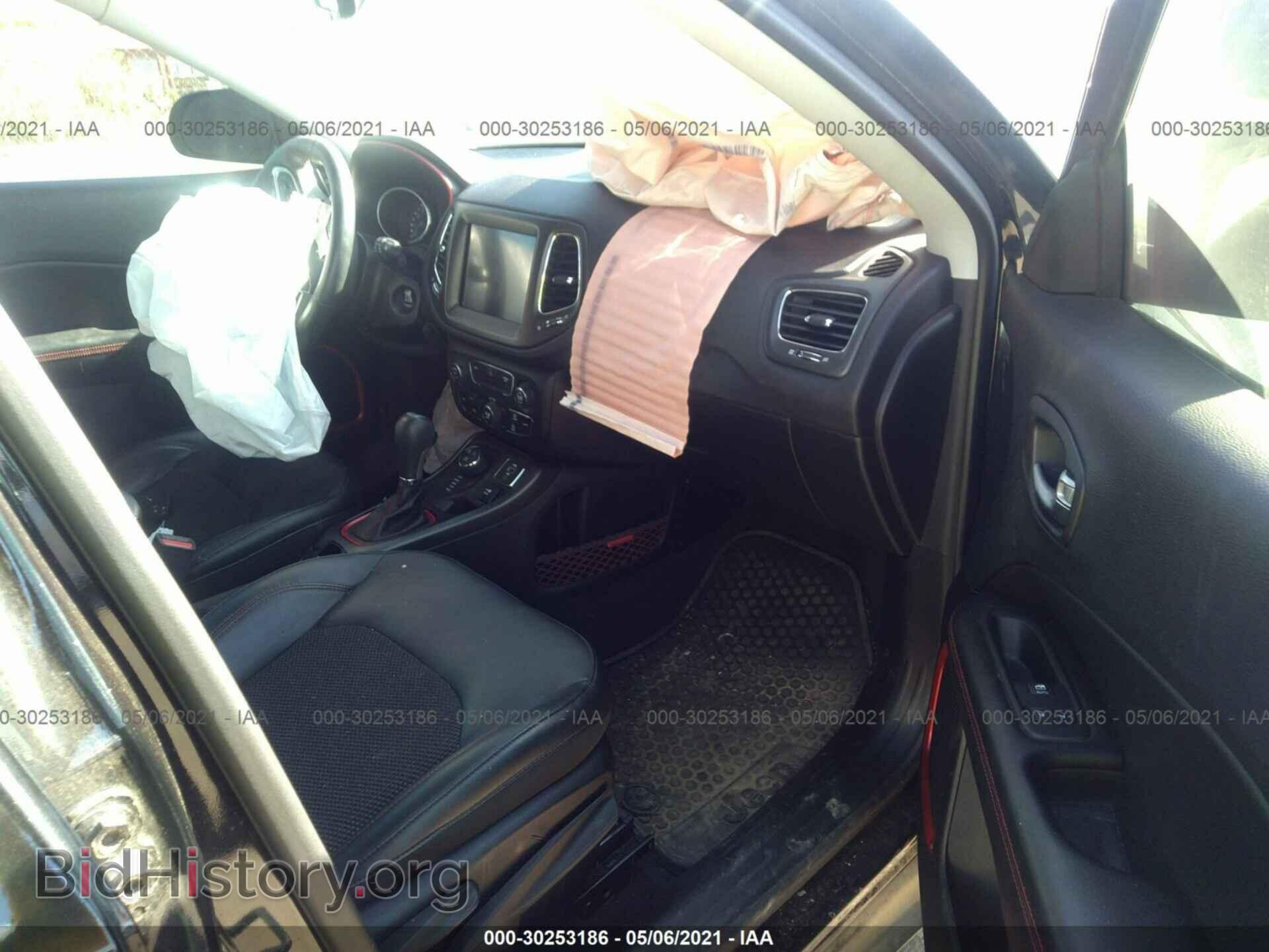2018 JEEP COMPASS - VIN: 3C4NJDDB2JT191690 - Фото 5