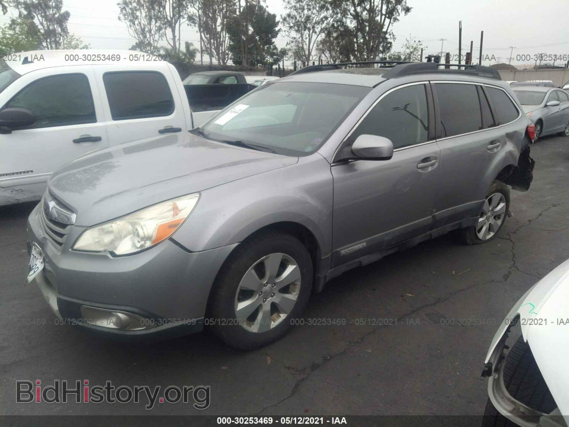 2010 SUBARU OUTBACK - VIN: 4S4BRBKC9A3334654 - Фото 2
