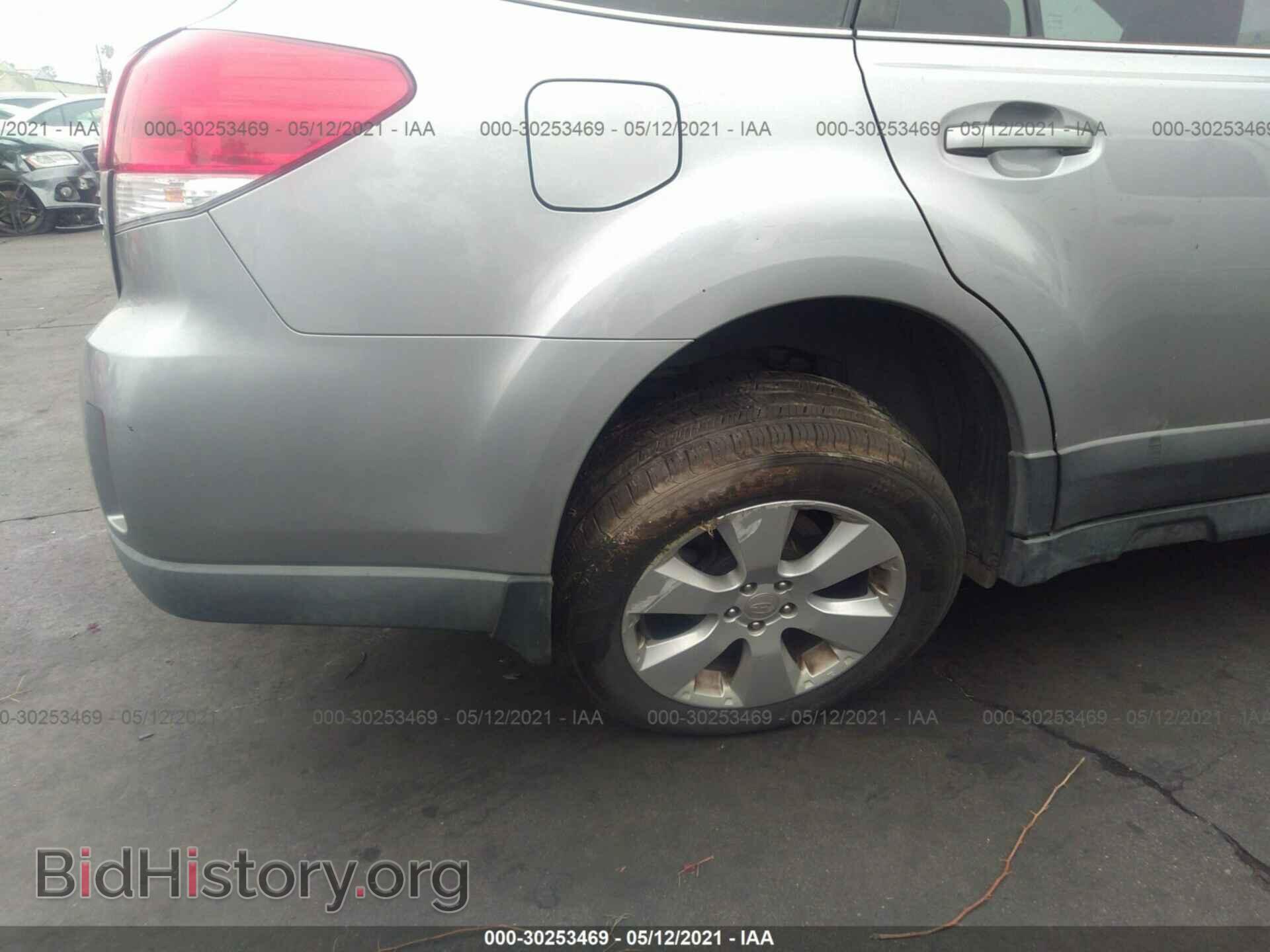 2010 SUBARU OUTBACK - VIN: 4S4BRBKC9A3334654 - Фото 5