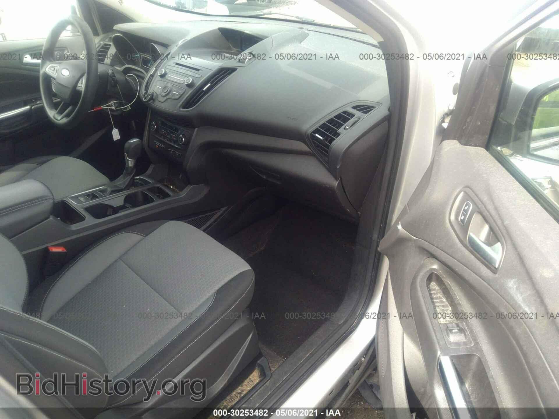 2017 FORD ESCAPE - VIN: 1FMCU9G99HUC03639 - Фото 5