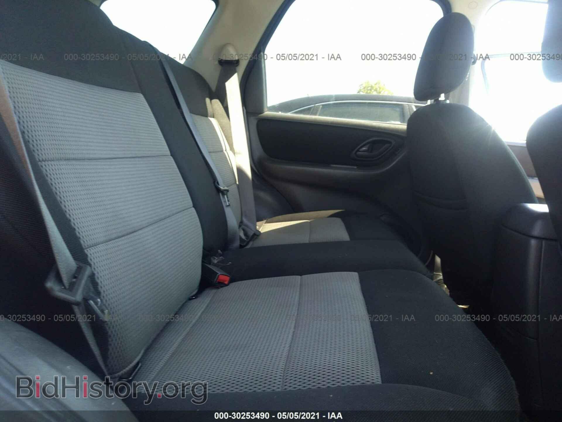 2007 FORD ESCAPE - VIN: 1FMCU03147KC02730 - Фото 8