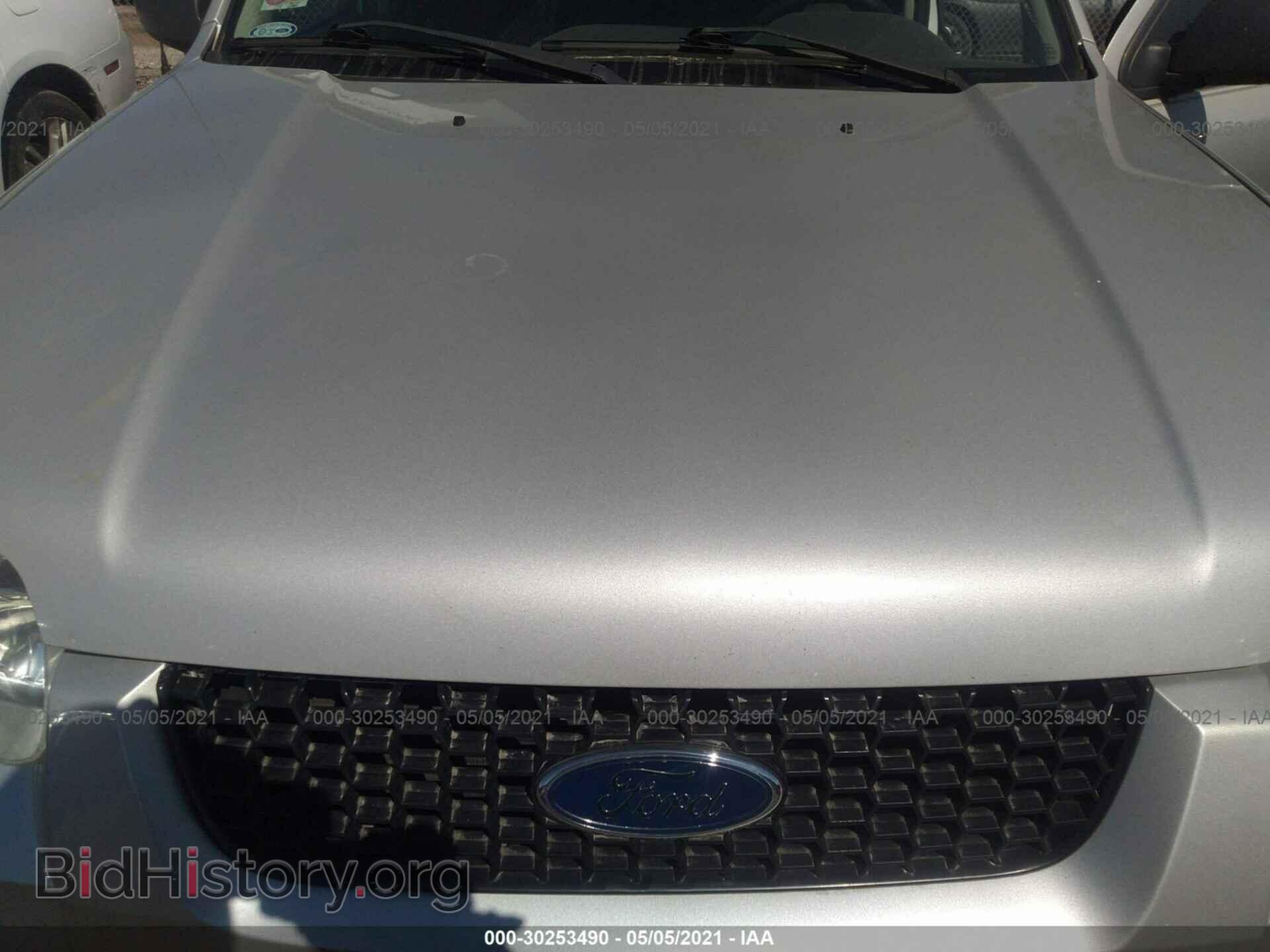 2007 FORD ESCAPE - VIN: 1FMCU03147KC02730 - Фото 10