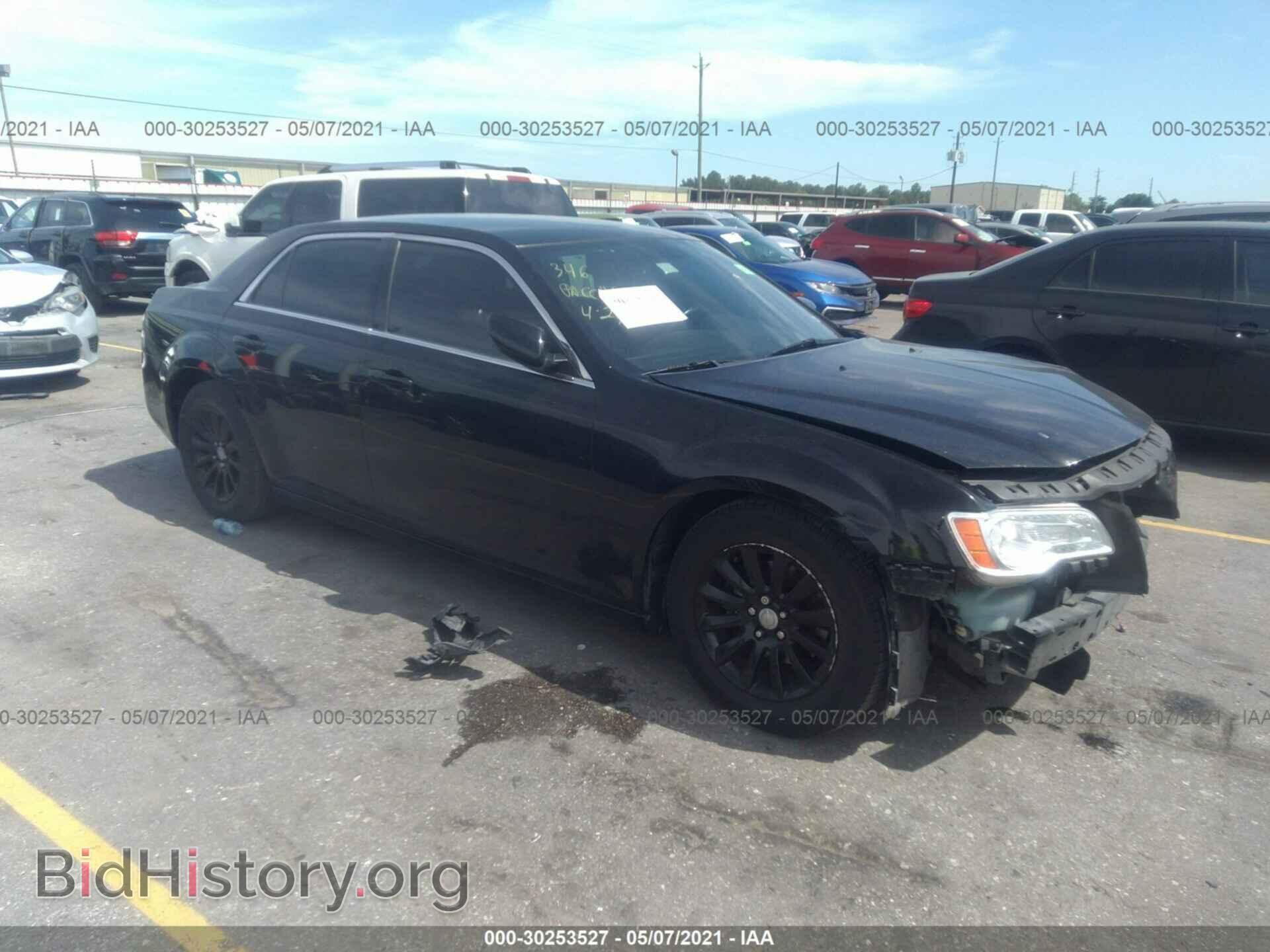 Фотография 2C3CCAAG7CH105127 - CHRYSLER 300 2012