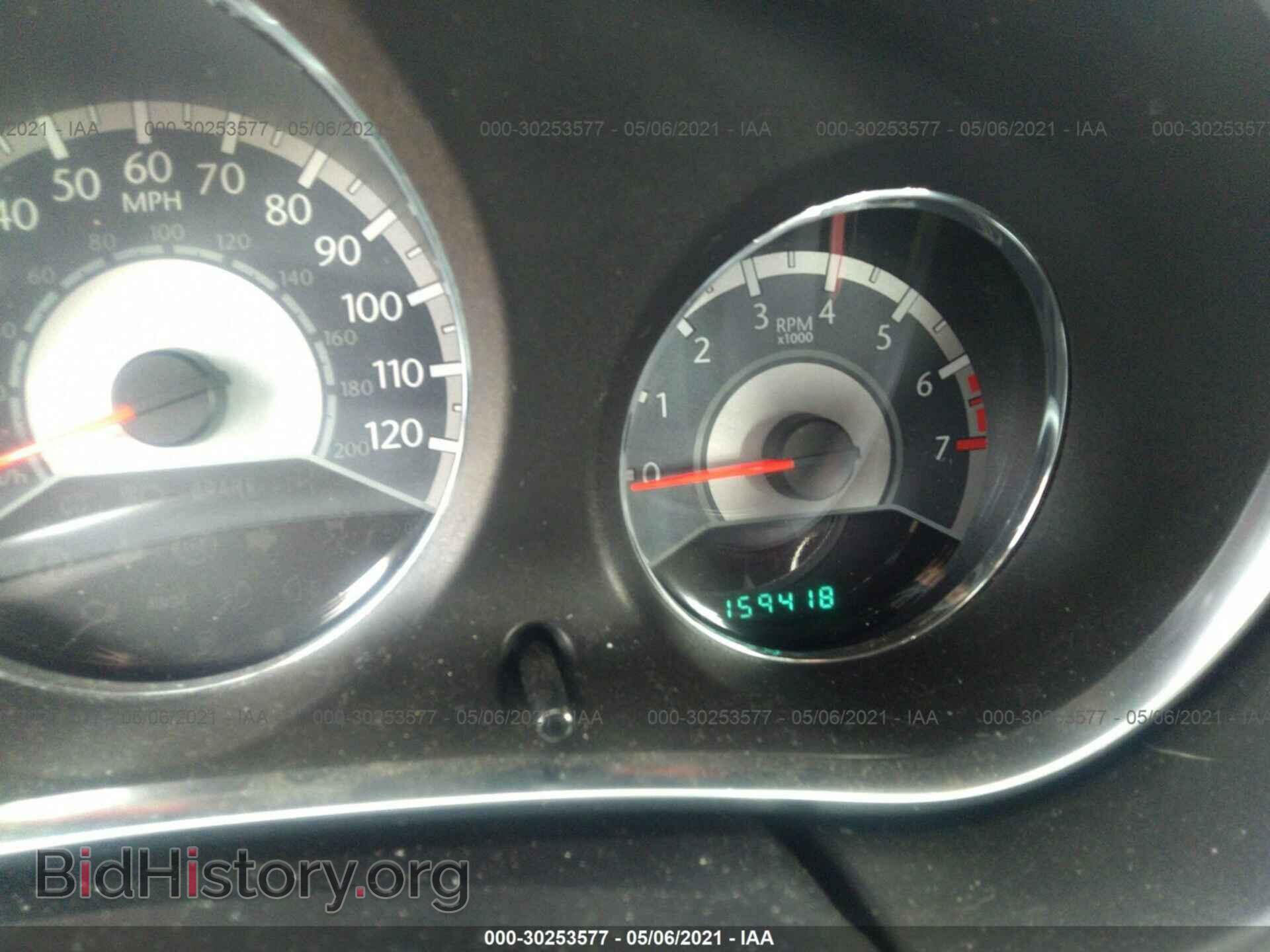 2011 CHRYSLER 200 - VIN: 1C3BC2FG1BN589425 - Фото 7
