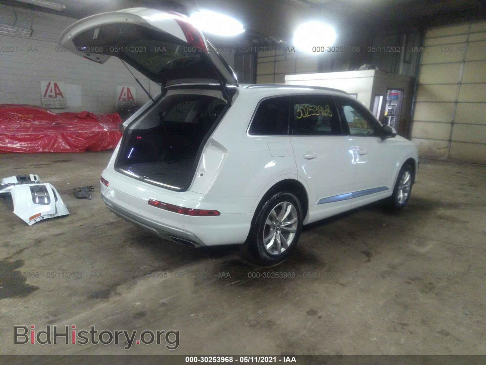 2019 AUDI Q7 - VIN: WA1LAAF72KD004884 - Фото 4