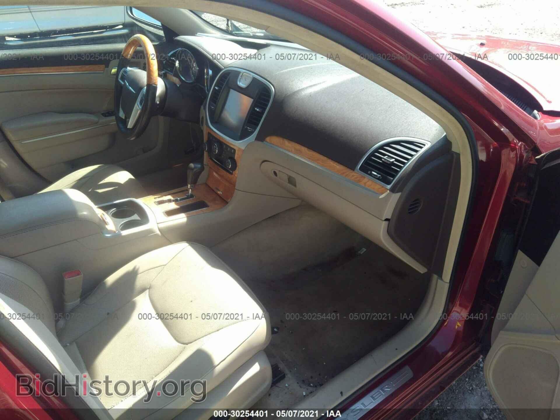 2012 CHRYSLER 300 - VIN: 2C3CCAET7CH256069 - Фото 5