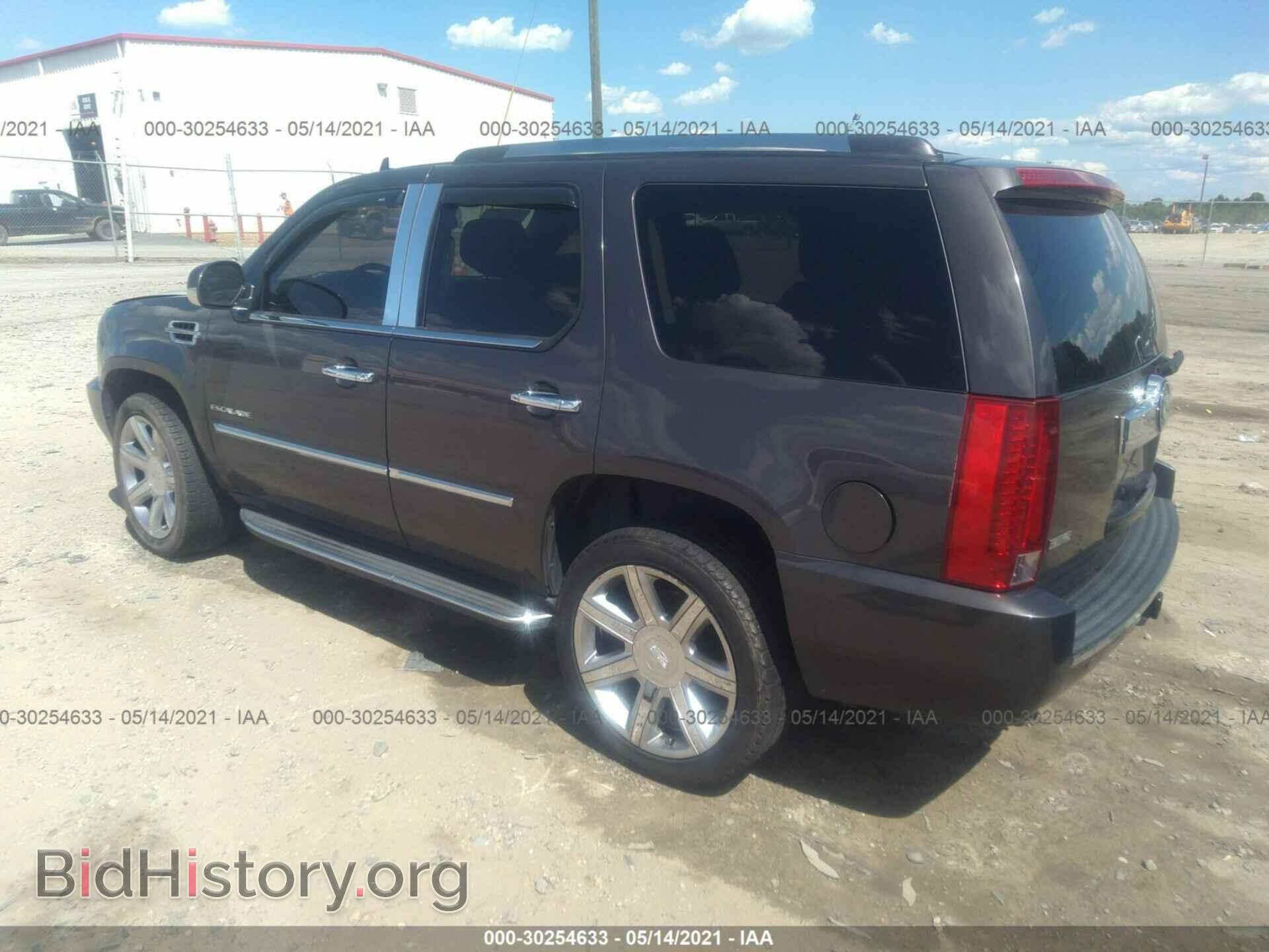 2011 CADILLAC ESCALADE - VIN: 1GYS4BEF8BR223448 - Фото 3