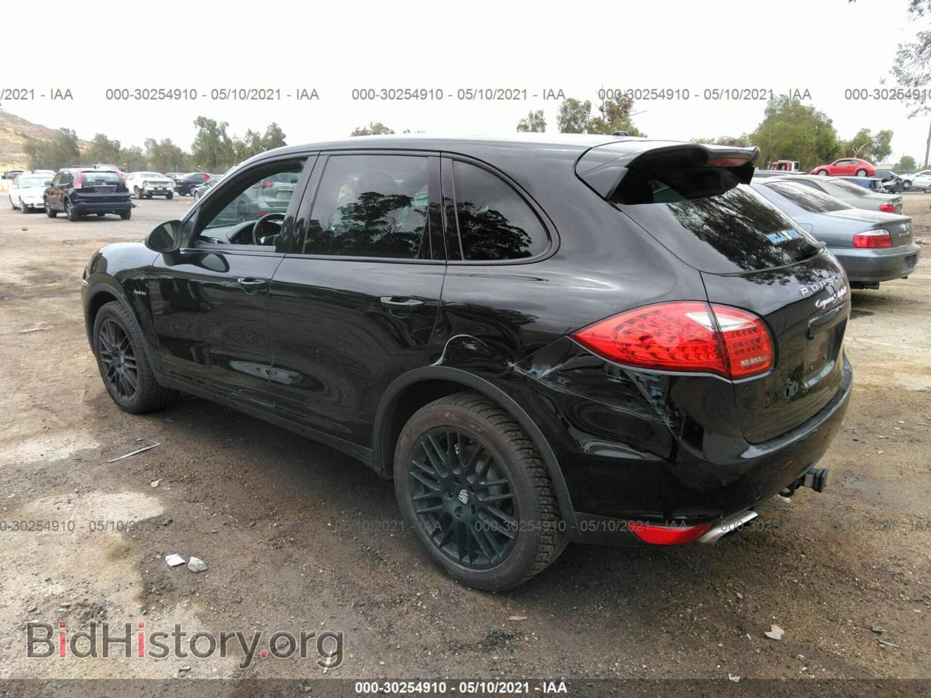 2012 PORSCHE CAYENNE - VIN: WP1AE2A25CLA93133 - Фото 3