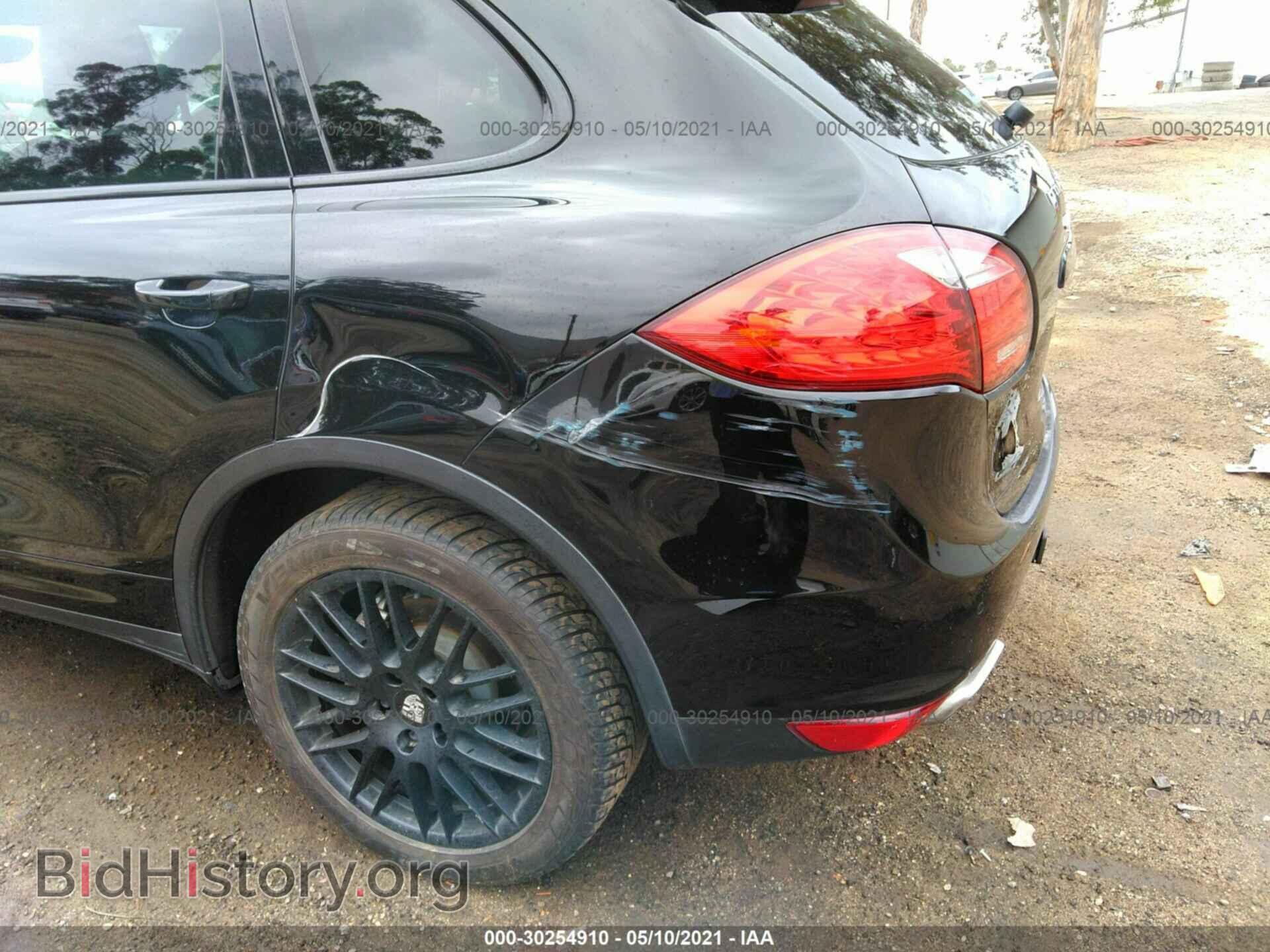 2012 PORSCHE CAYENNE - VIN: WP1AE2A25CLA93133 - Фото 6