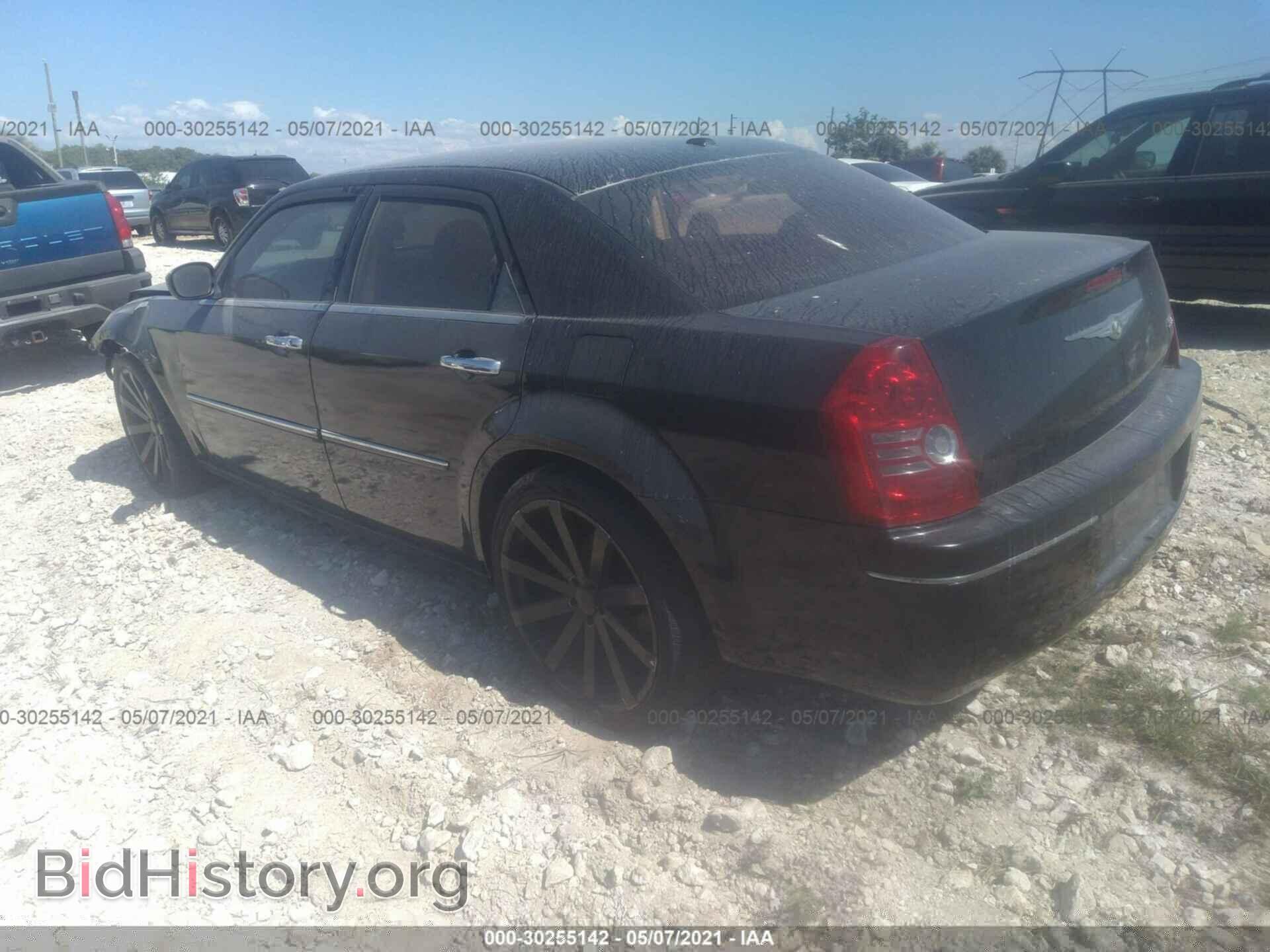 2010 CHRYSLER 300 - VIN: 2C3CA5CV7AH284064 - Фото 3