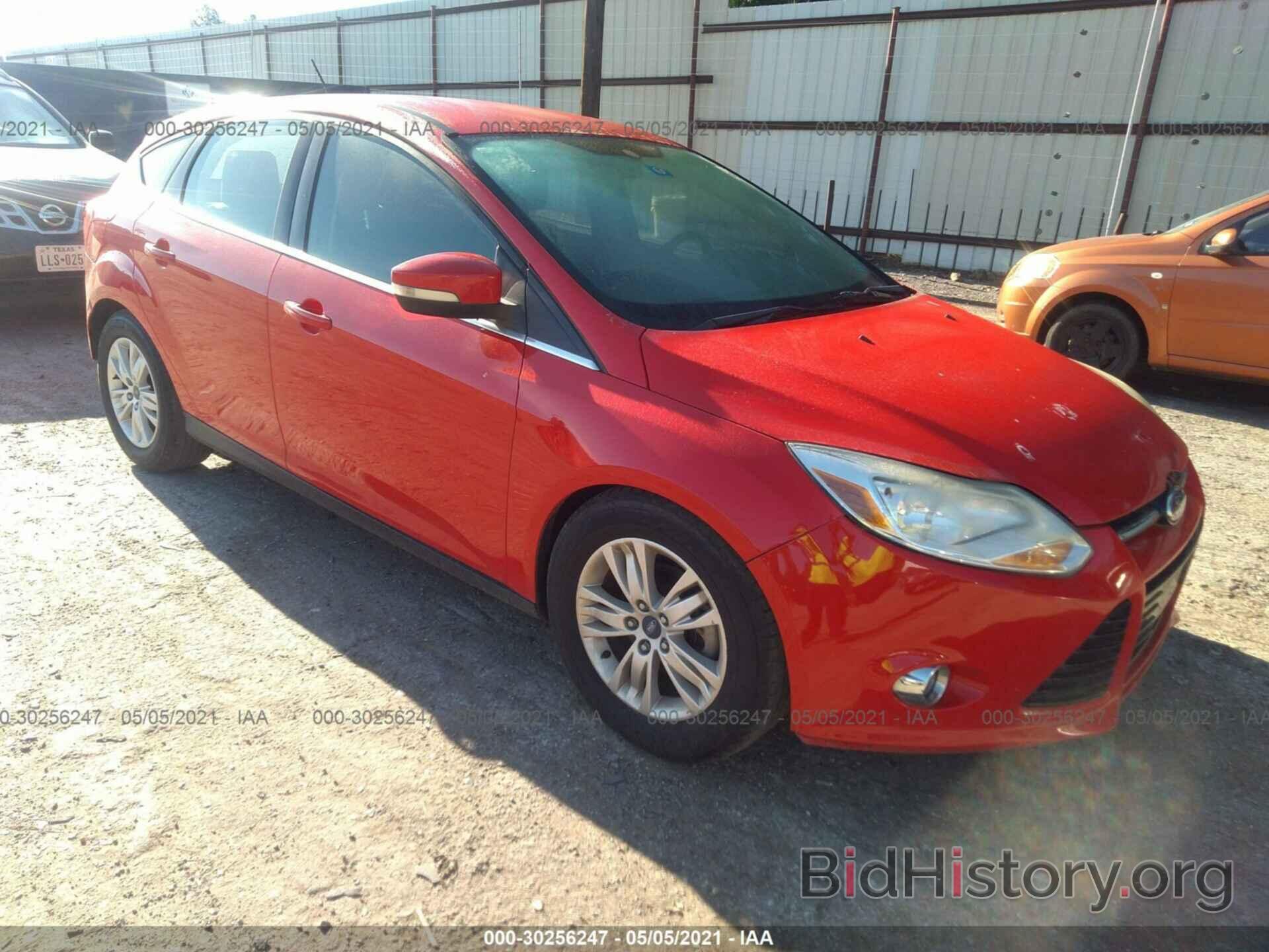 Photo 1FAHP3M21CL131717 - FORD FOCUS 2012