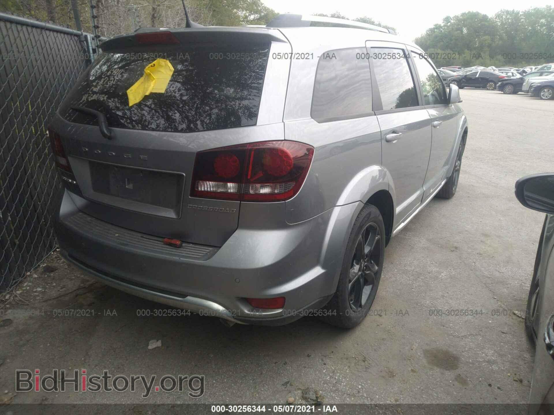2020 DODGE JOURNEY - VIN: 3C4PDCGB6LT271177 - Фото 4