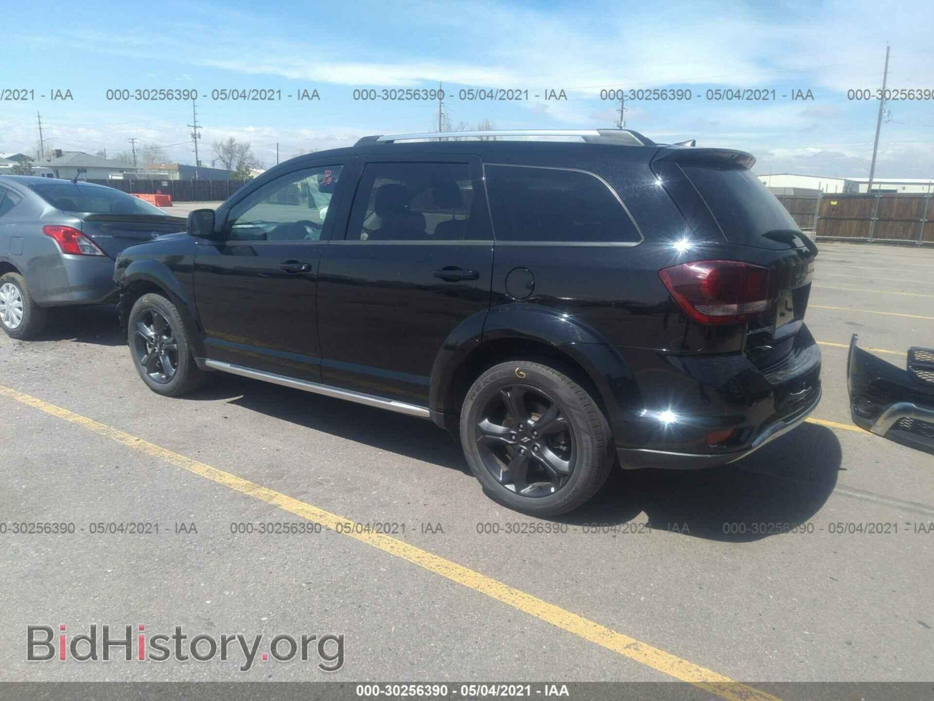 2020 DODGE JOURNEY - VIN: 3C4PDCGB8LT263386 - Фото 3