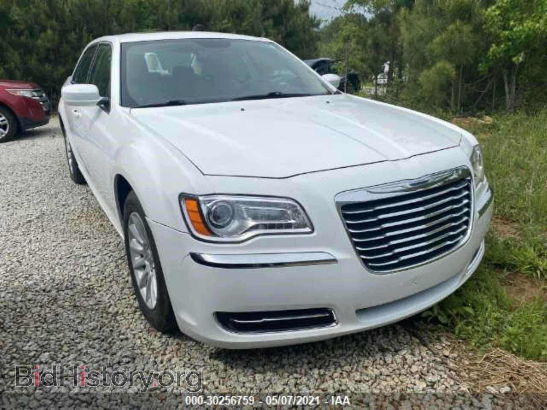 2014 CHRYSLER 300 - VIN: 2C3CCAAG8EH105771 - Фото 2
