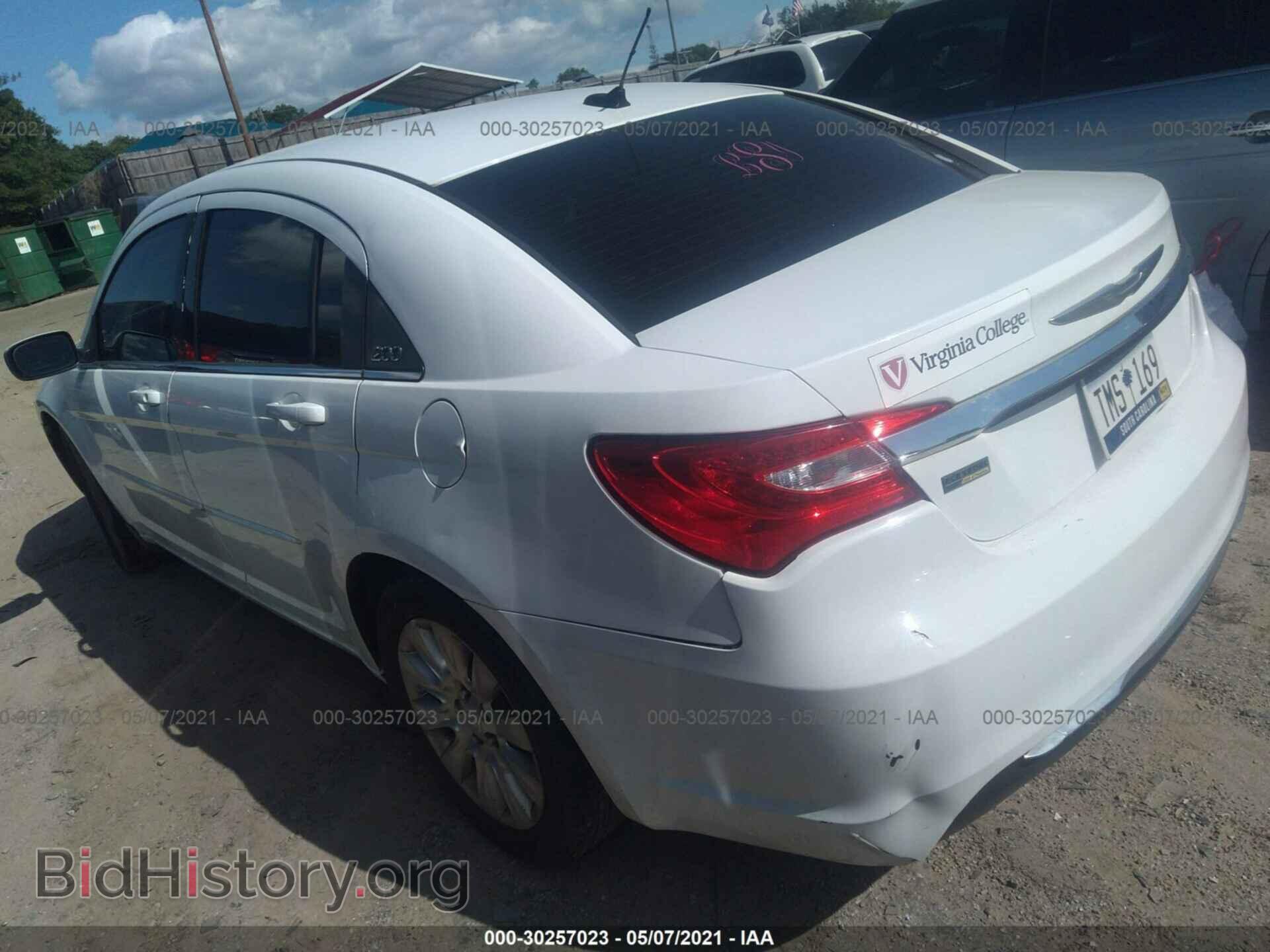 2011 CHRYSLER 200 - VIN: 1C3BC4FG8BN553808 - Фото 3