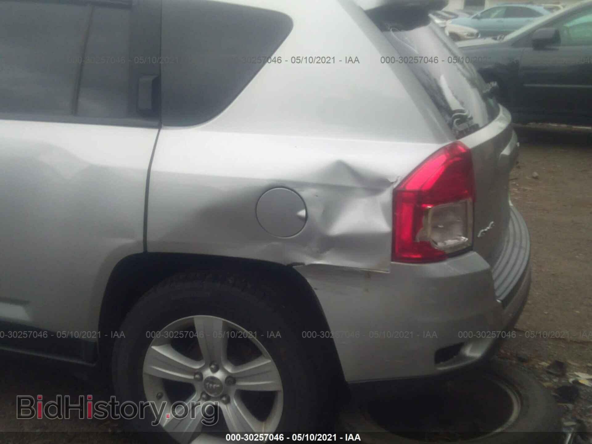 2011 JEEP COMPASS - VIN: 1J4NF1FB8BD235223 - Photo 6