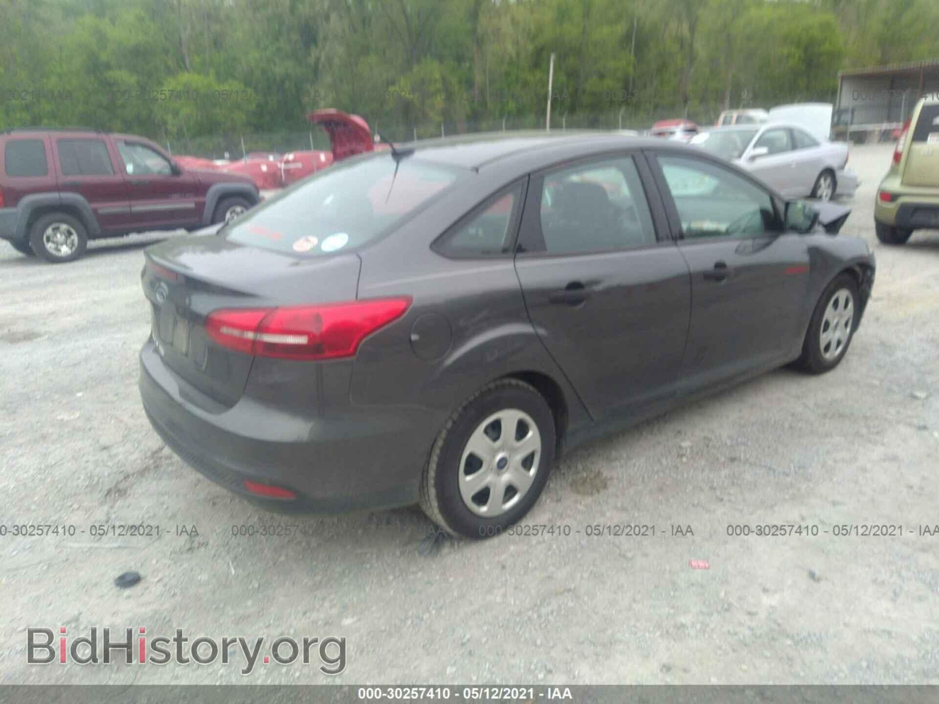 2017 FORD FOCUS - VIN: 1FADP3E2XHL327661 - Фото 4