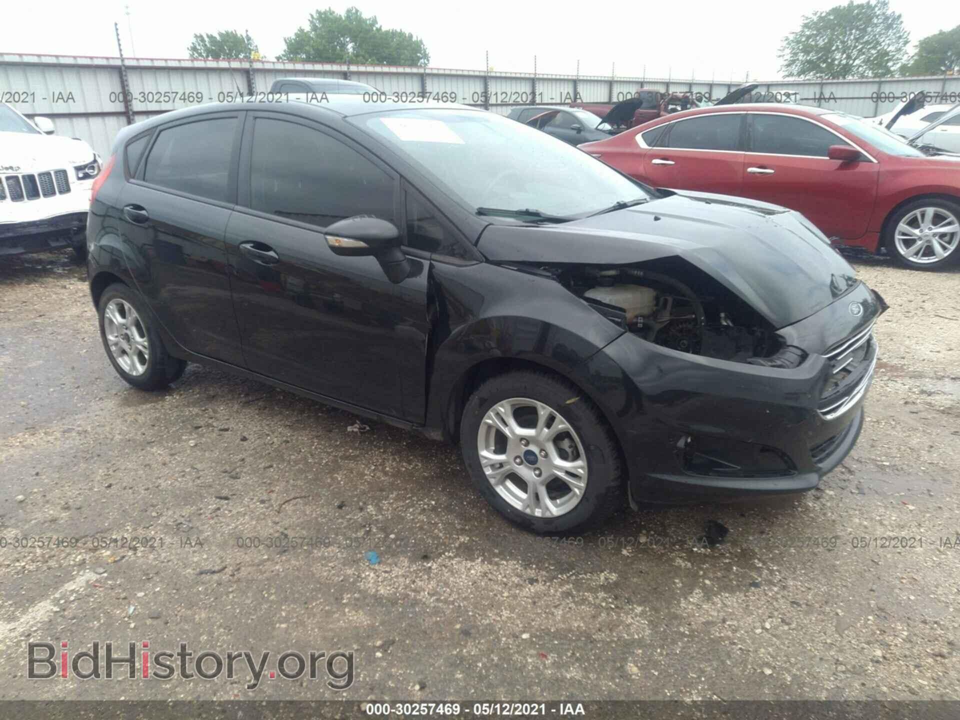Photo 3FADP4EJ0FM111472 - FORD FIESTA 2015