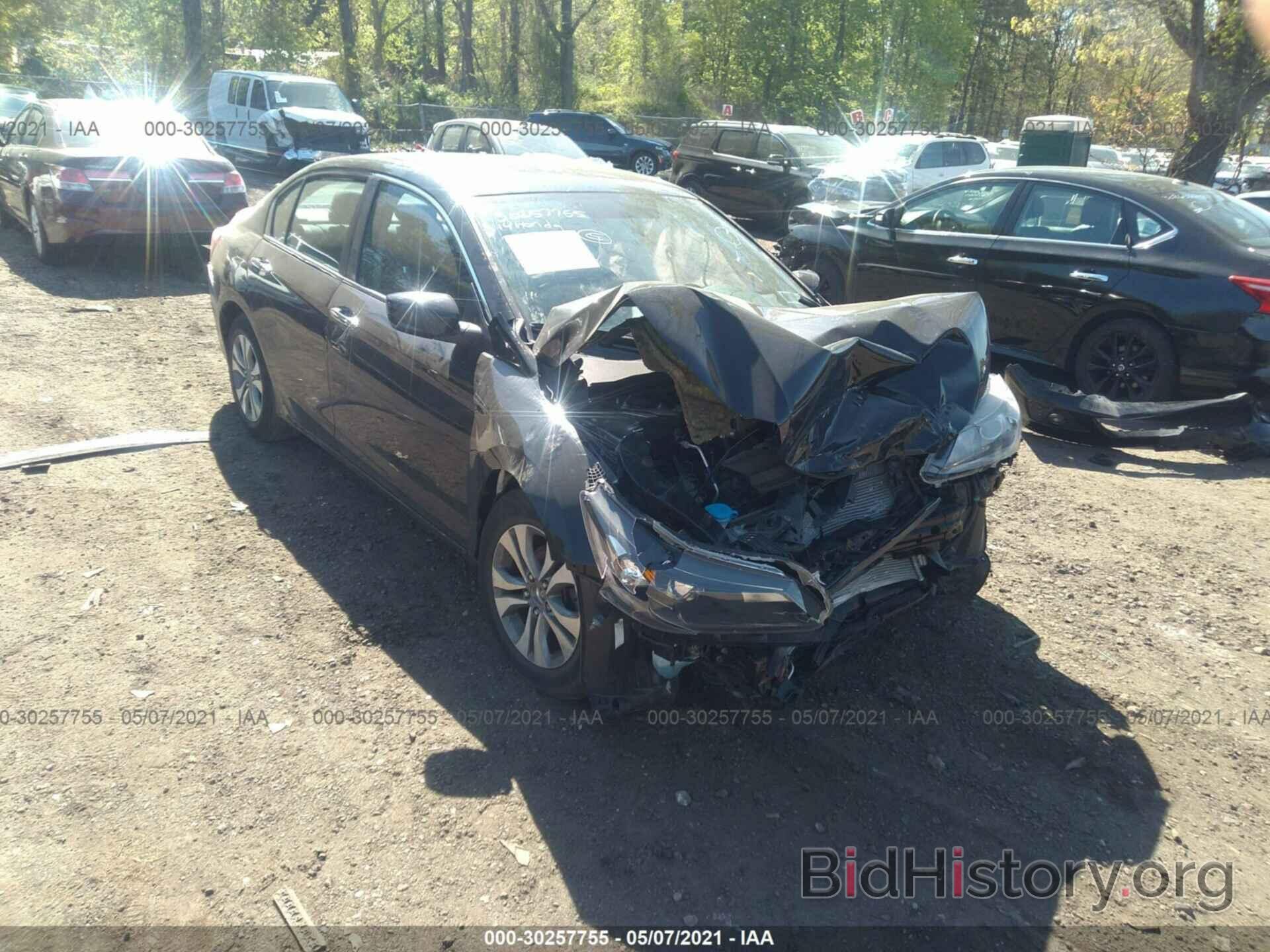 Photo 1HGCR2F37EA099578 - HONDA ACCORD SEDAN 2014